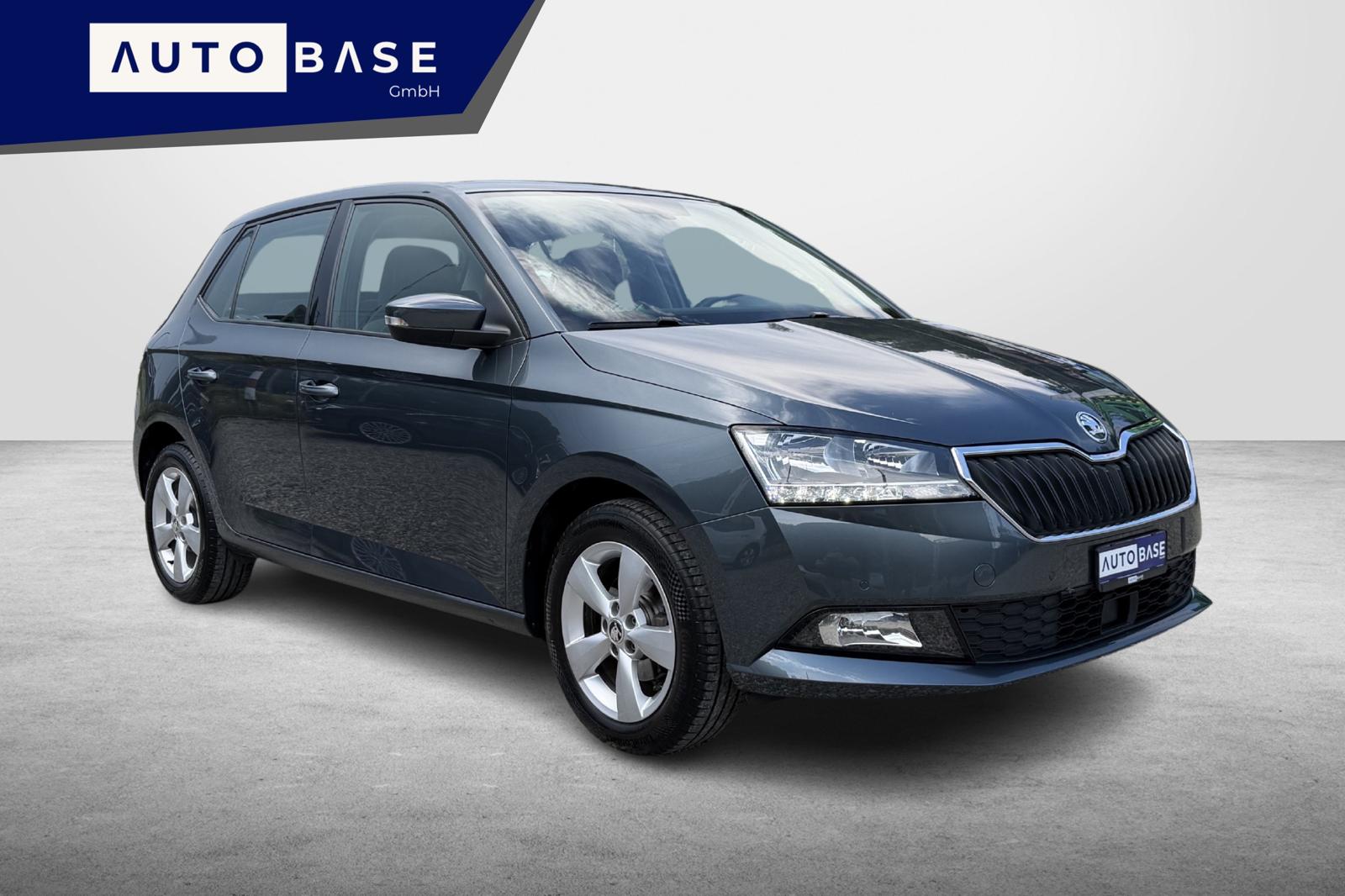 SKODA Fabia 1.0 MPI Ambition-image-6