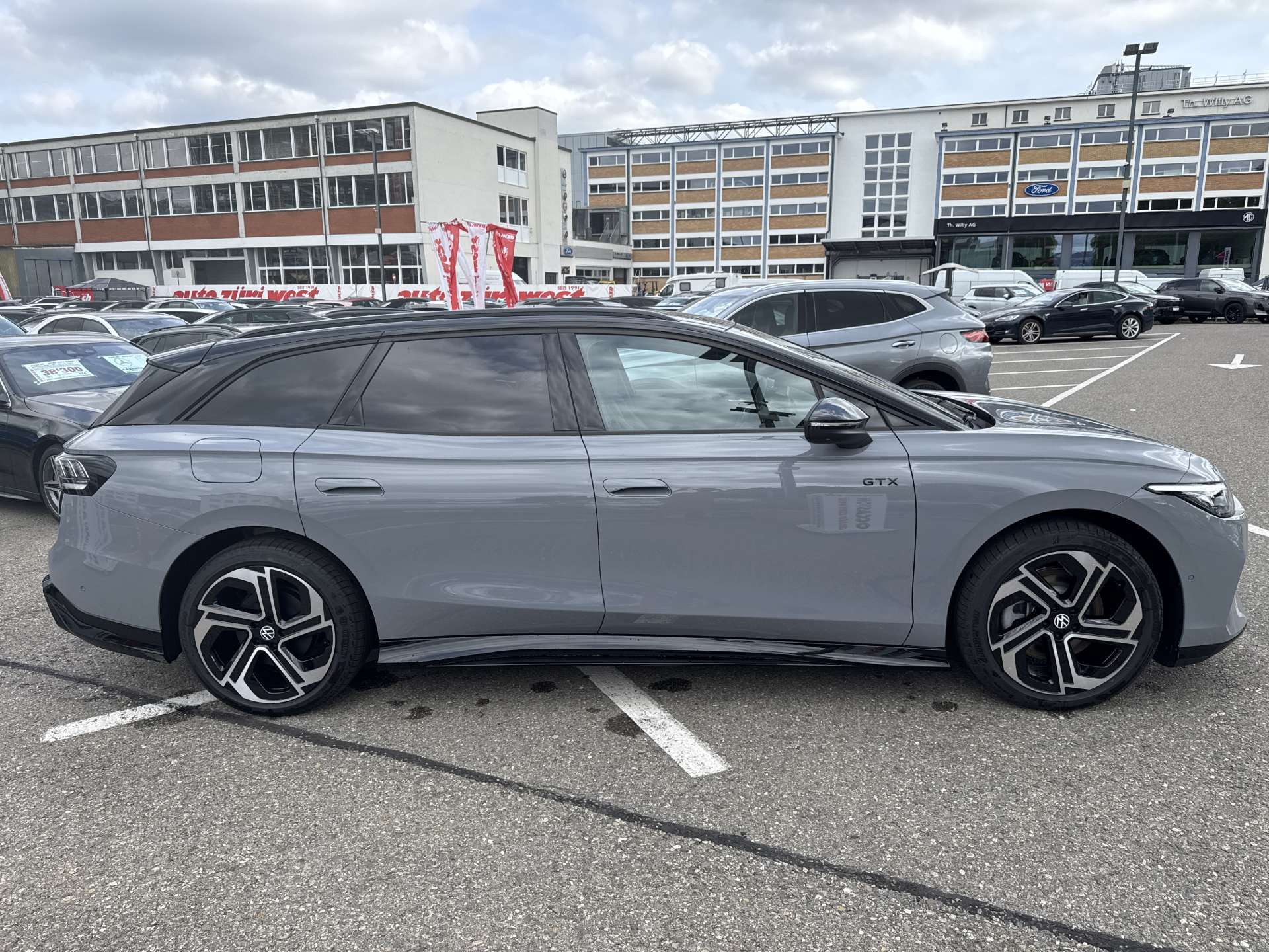 VW ID.7 Tourer GTX 86 kWh 4 Motion Automat-image-10