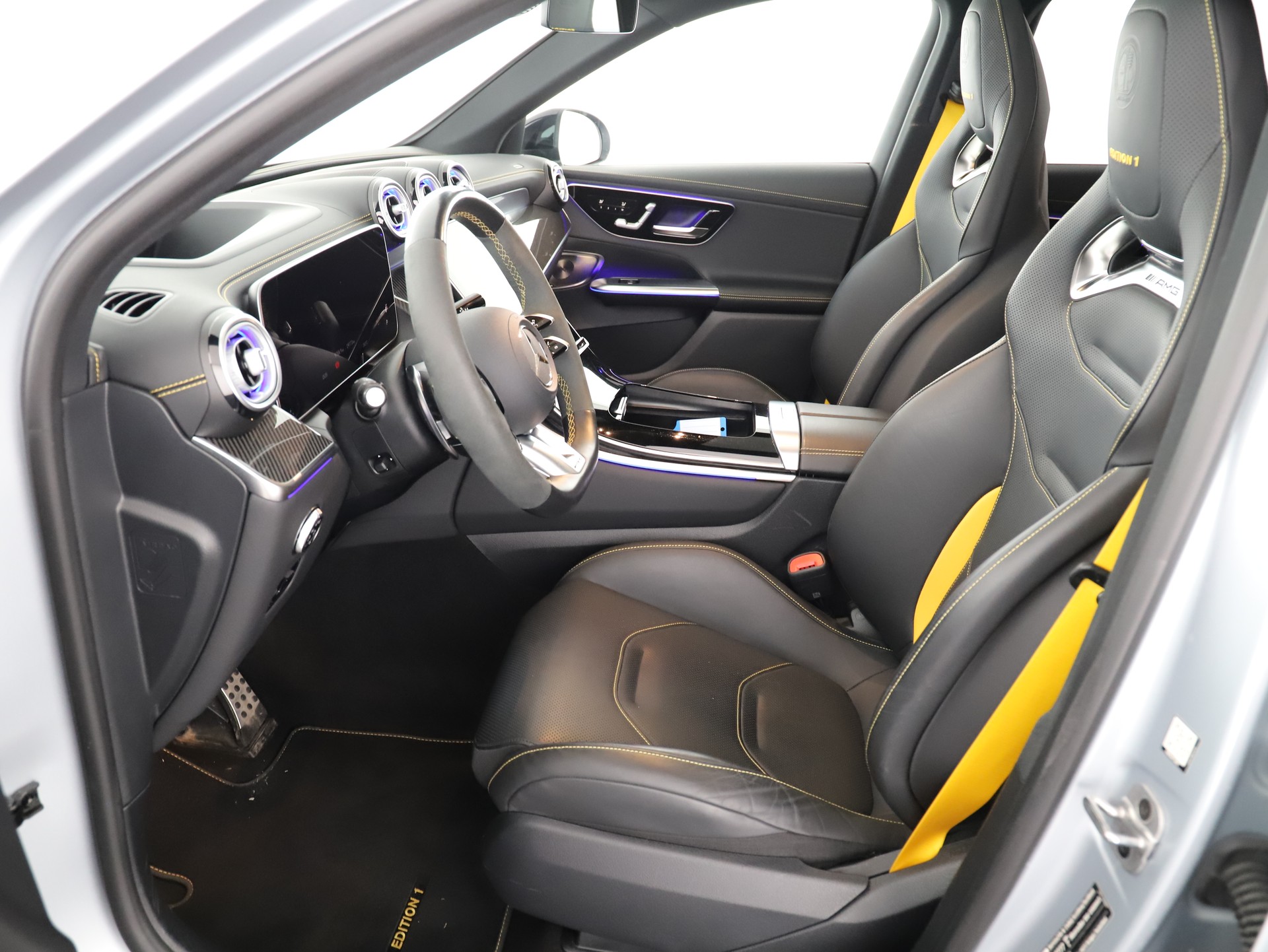 MERCEDES-BENZ GLC AMG 63 S e Perf. Exe.-image-9