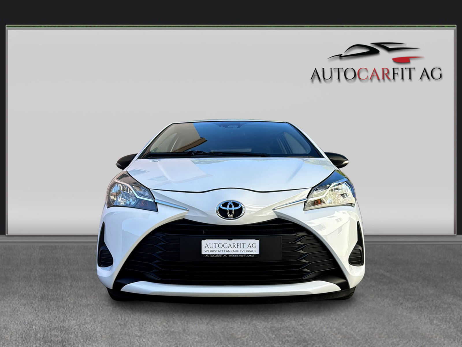 TOYOTA Yaris 1.0 Profi-image-1