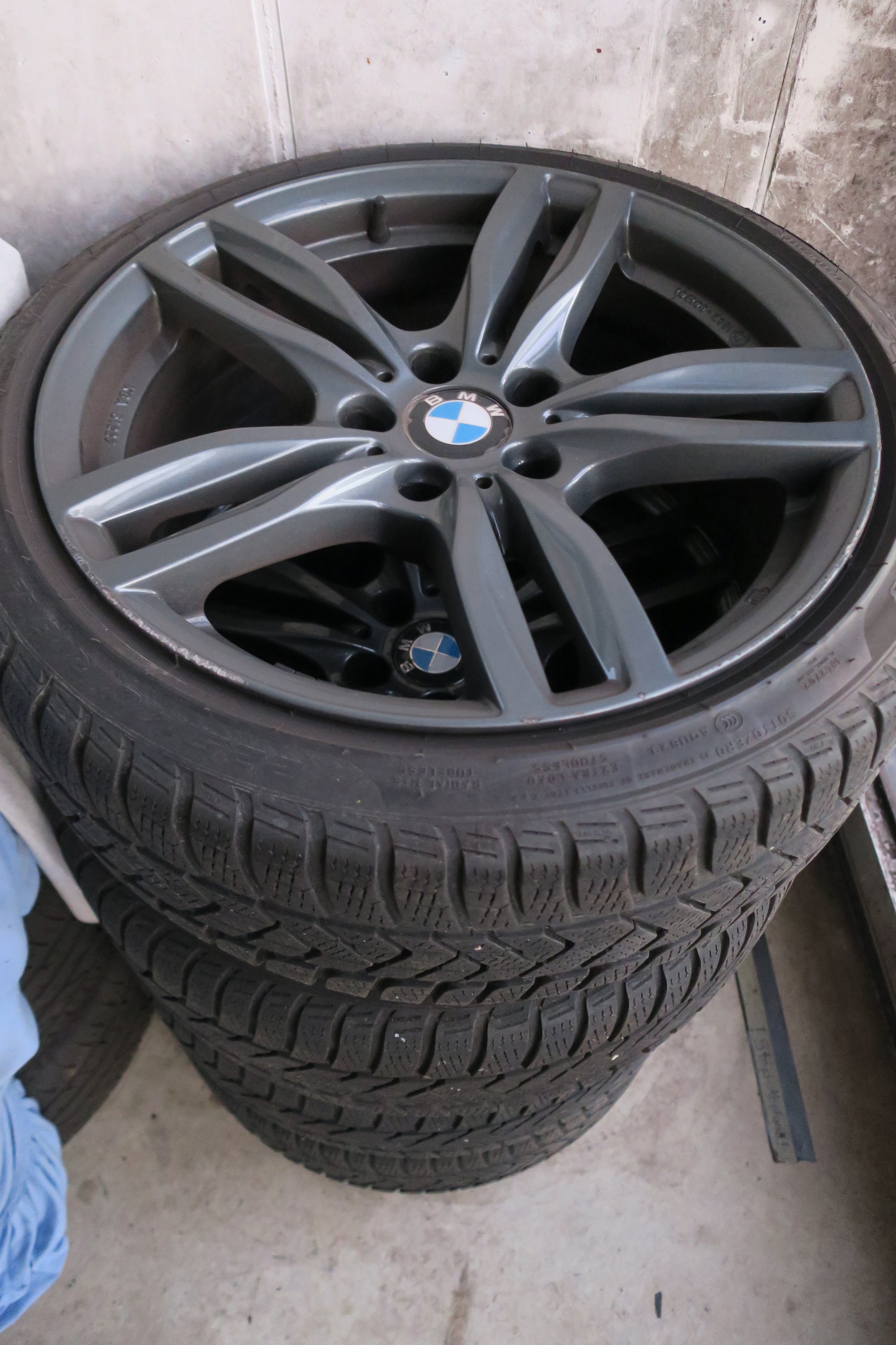 BMW M135i xDrive 320PS 8-Gang Automat 4x4-image-5