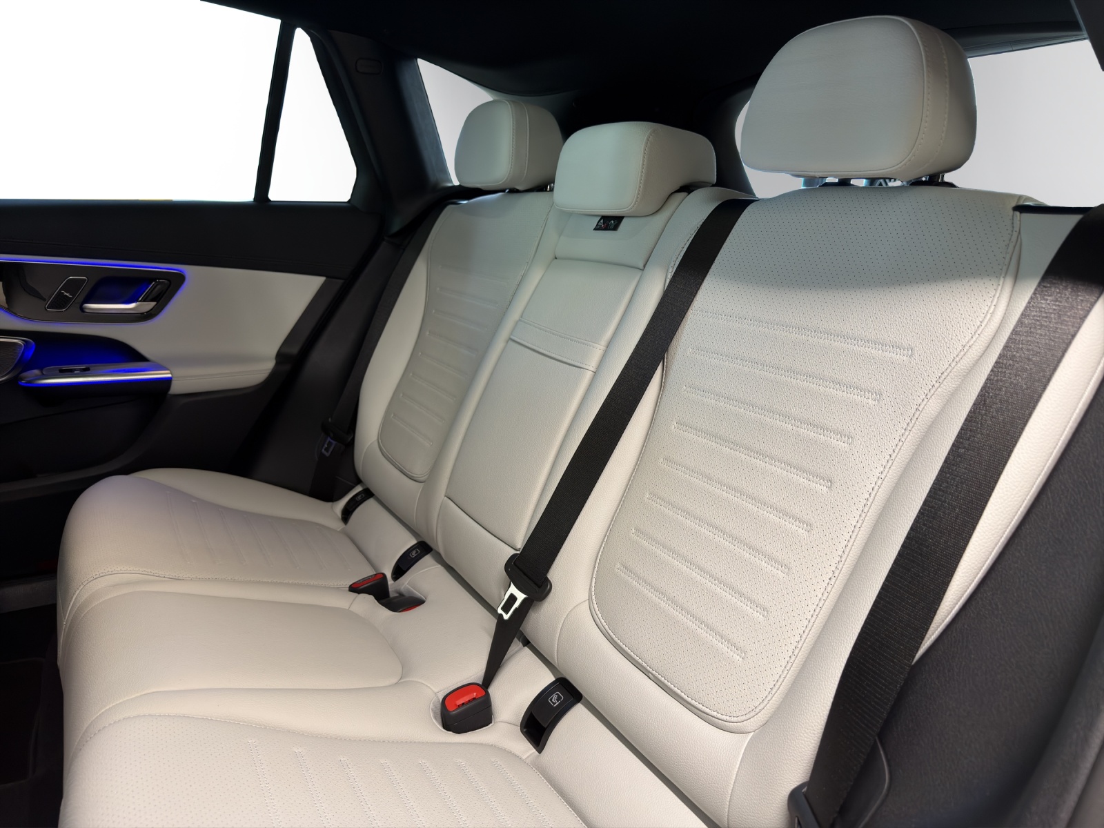 MERCEDES-BENZ GLC 400 e 4M 9G-Tronic-image-14