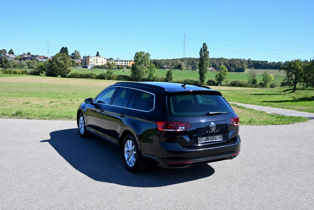 VW Passat 2.0 TDI BMT Business DSG-image-3