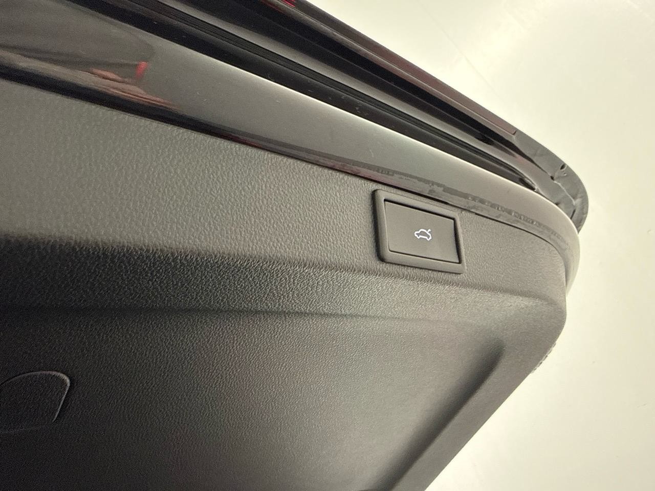 SKODA Octavia Combi 1.5 TSI mHEV DSG Selection-image-11