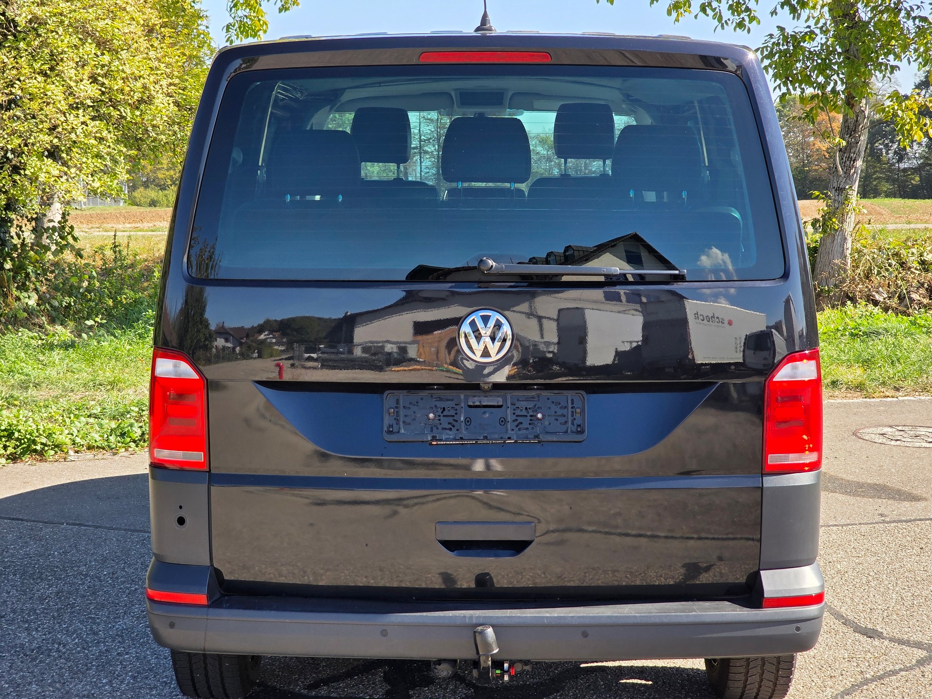 VW T6 2.0 Bi-TDI 4Motion DSG 8-Plätzer (Ex-Behördenfahrzeug)-image-4