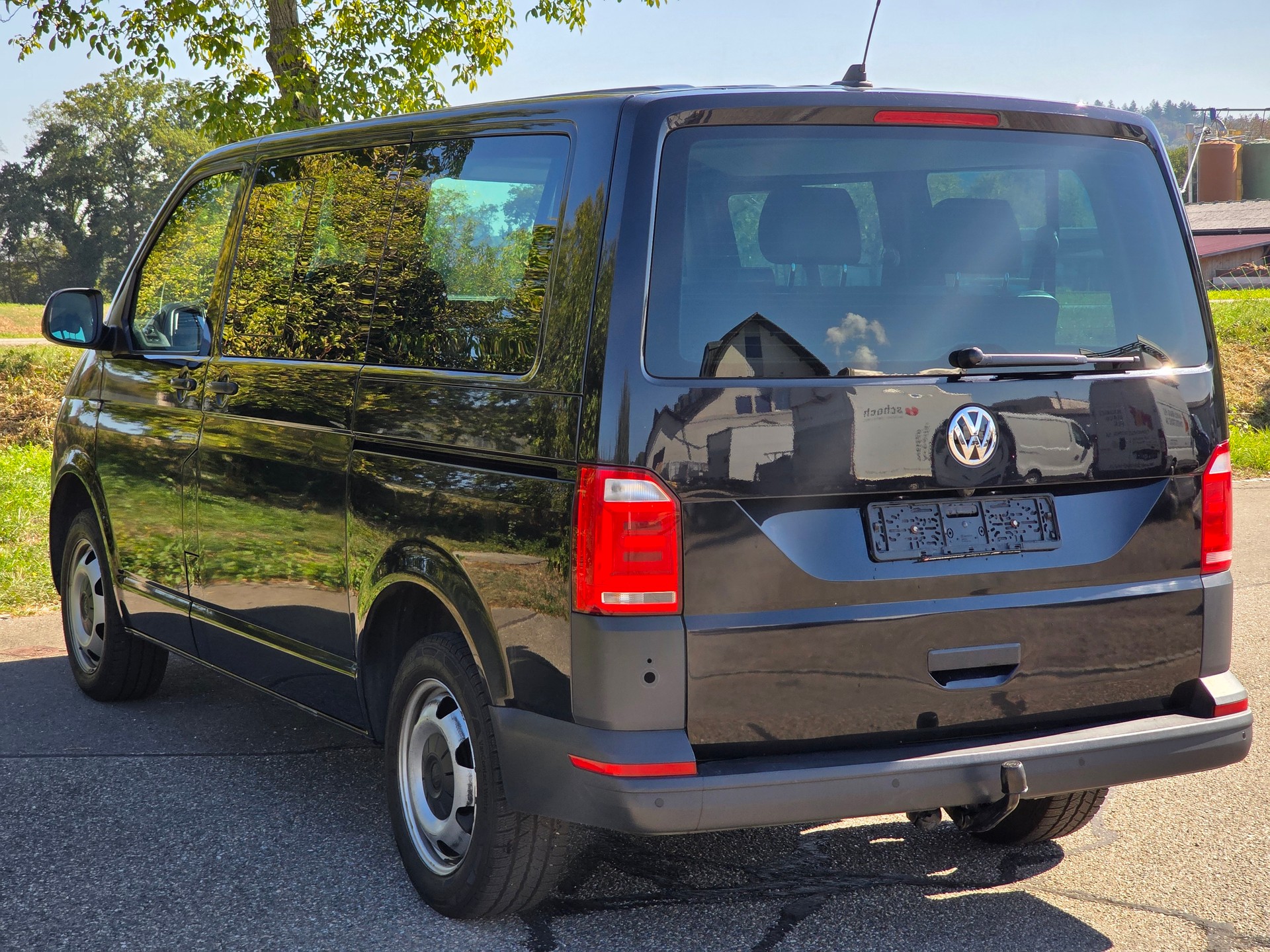VW T6 2.0 Bi-TDI 4Motion DSG 8-Plätzer (Ex-Behördenfahrzeug)-image-5
