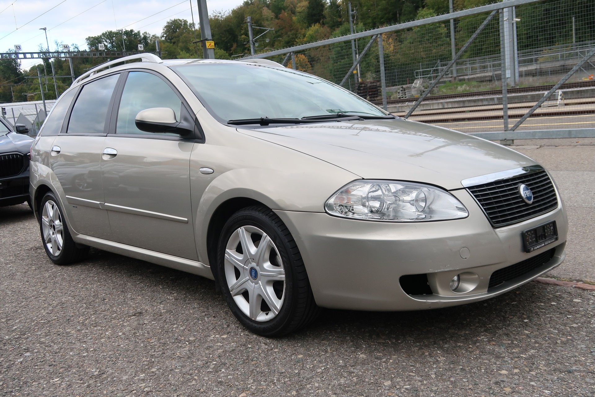 FIAT Croma 1.9 16V JTD Dynamic-image-2