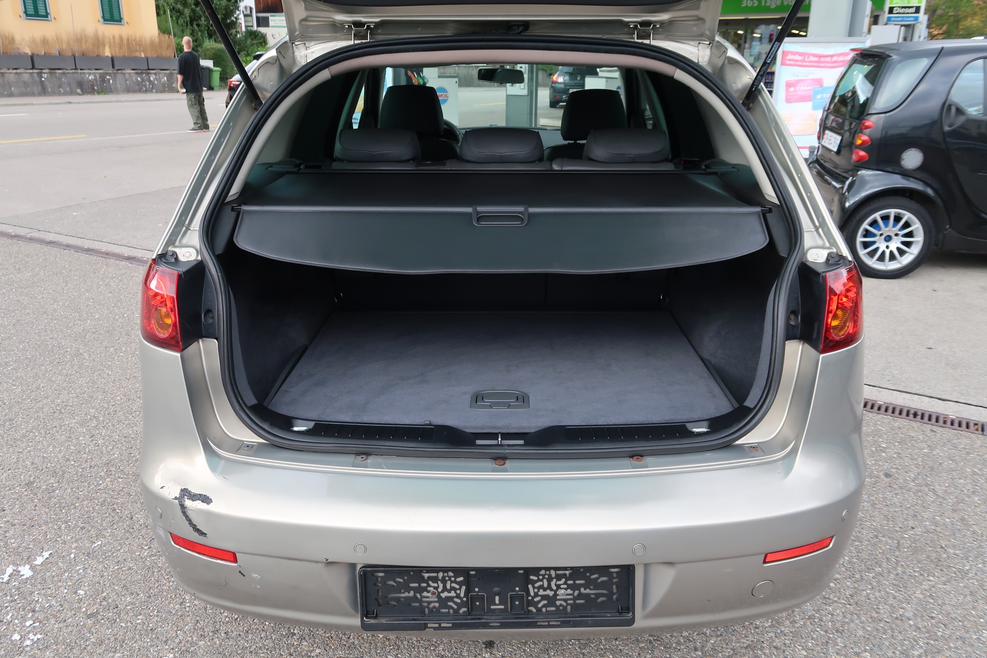 FIAT Croma 1.9 16V JTD Dynamic-image-12