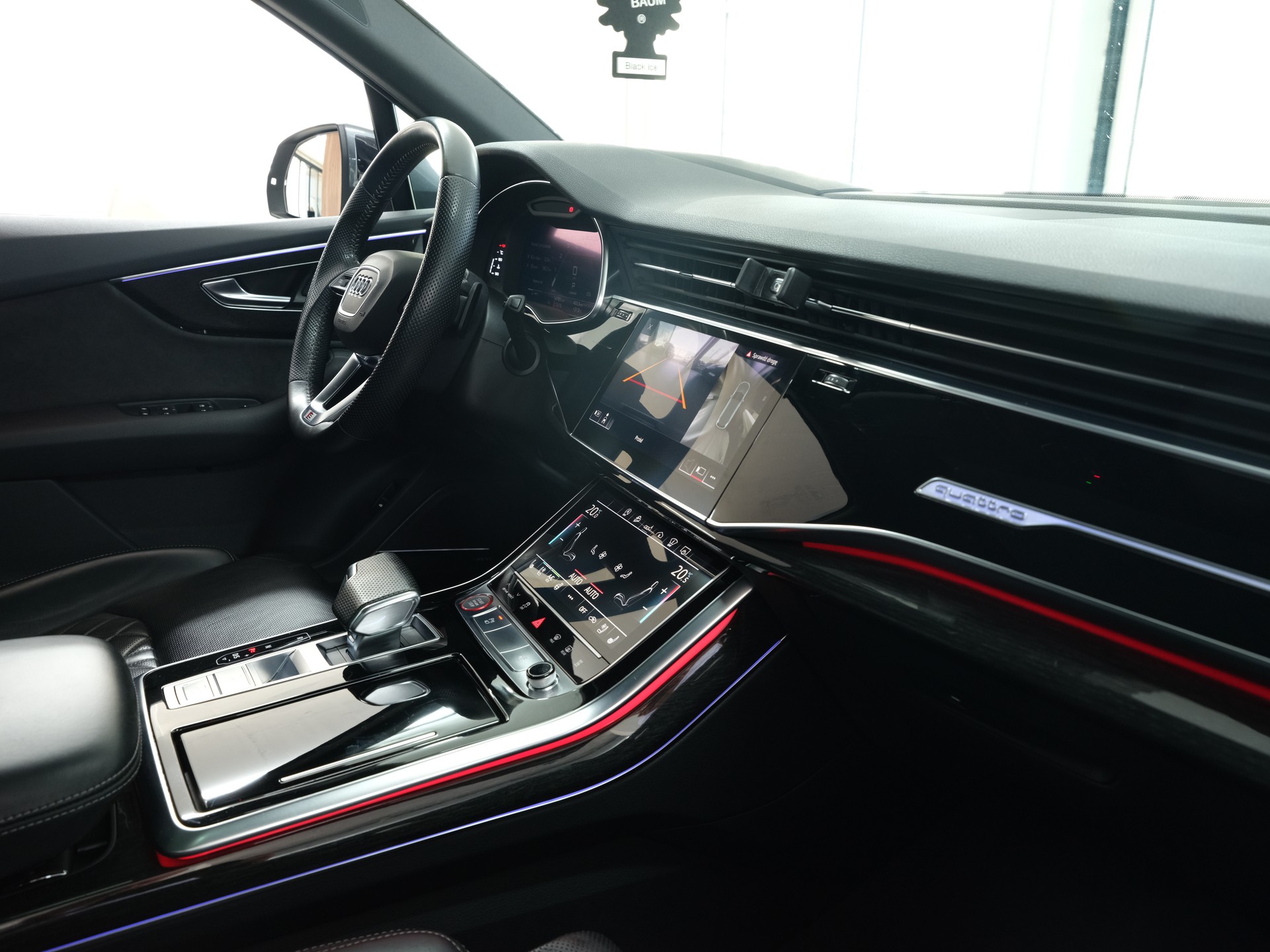 AUDI SQ7 4.0 TDI quattro tiptronic *Bose* *360 Kamera* *Panorama*-image-32