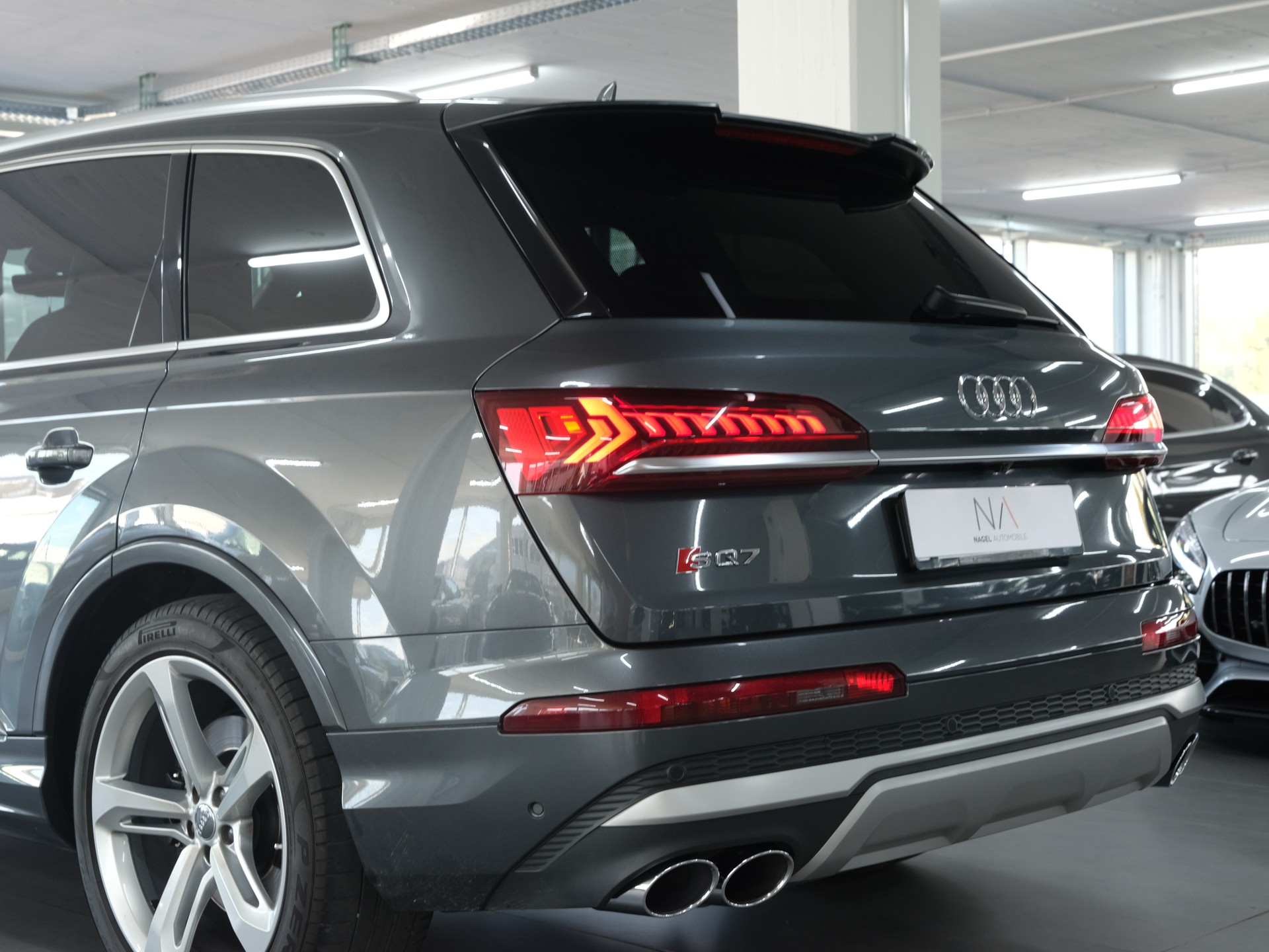 AUDI SQ7 4.0 TDI quattro tiptronic *Bose* *360 Kamera* *Panorama*-image-14