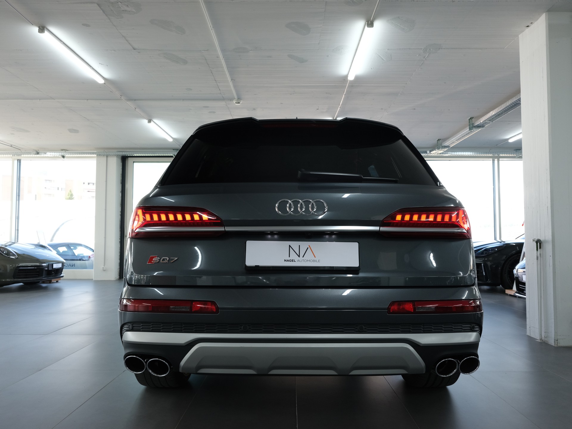 AUDI SQ7 4.0 TDI quattro tiptronic *Bose* *360 Kamera* *Panorama*-image-4