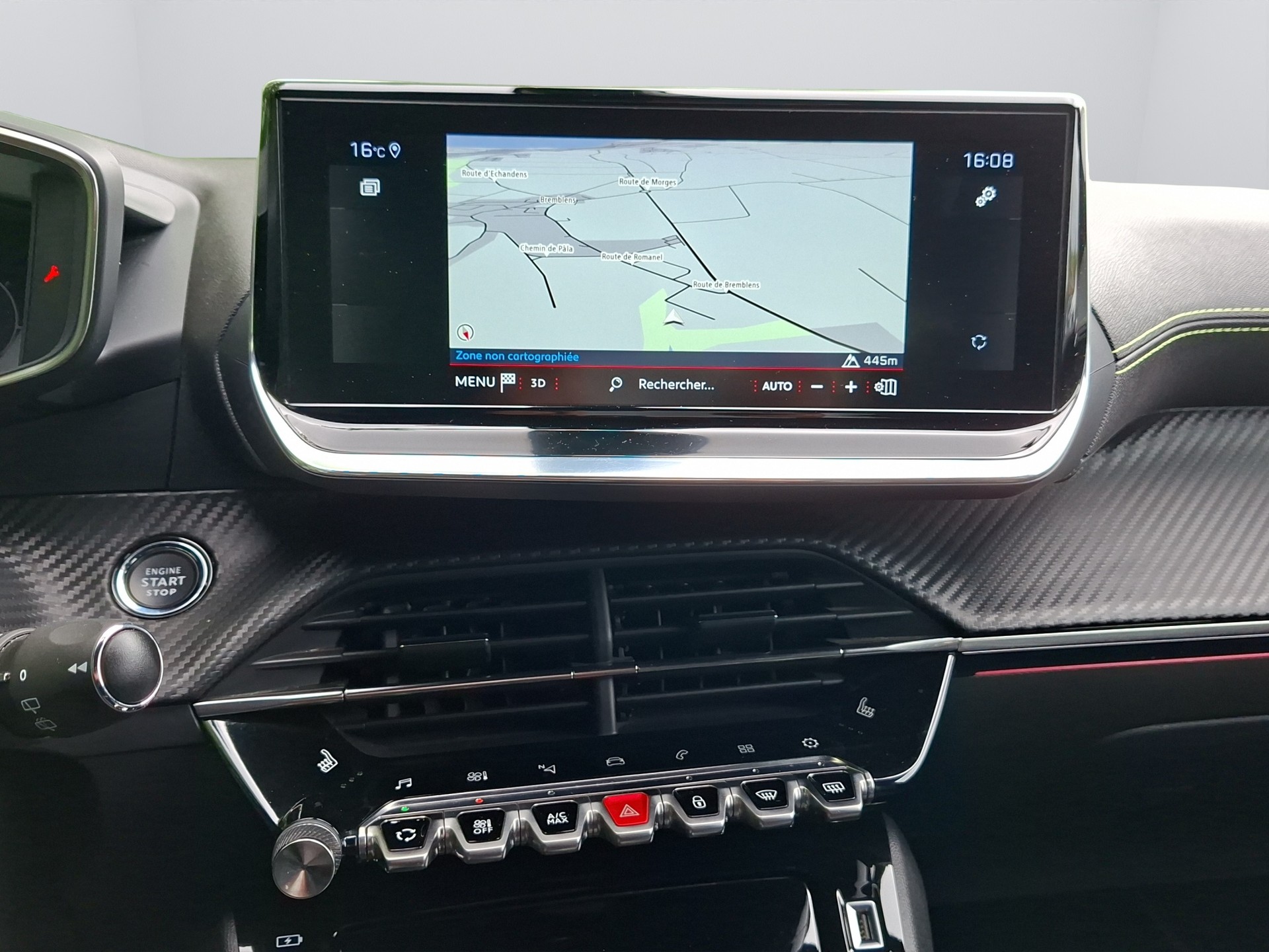 PEUGEOT 2008 1.2 PureTech GT Pack EAT8-image-13
