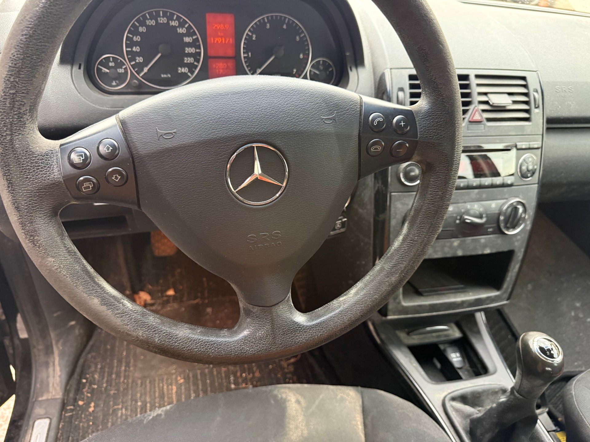 MERCEDES-BENZ A 150 Avantgarde-image-2
