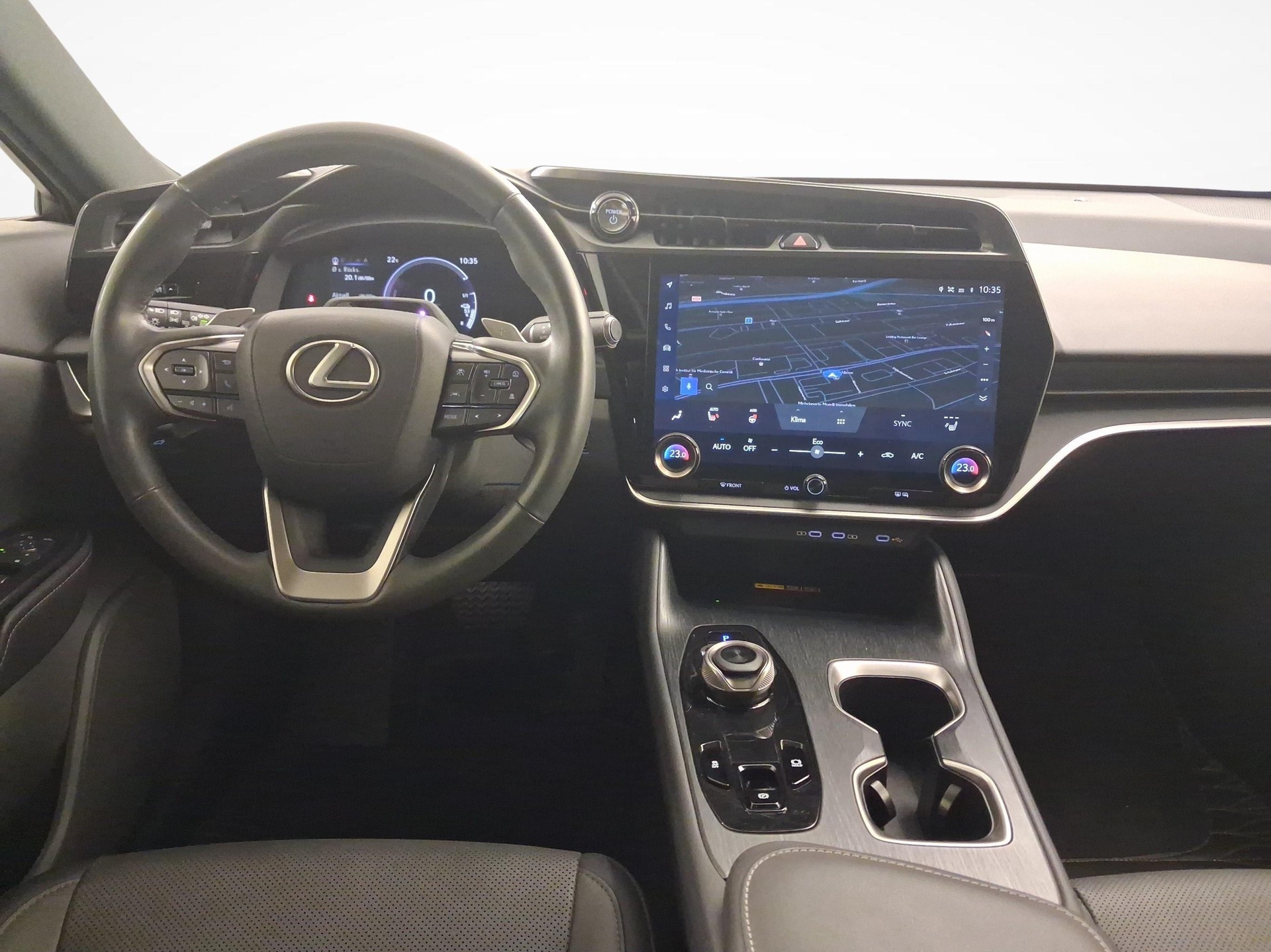 LEXUS RZ 450e Comfort-image-8