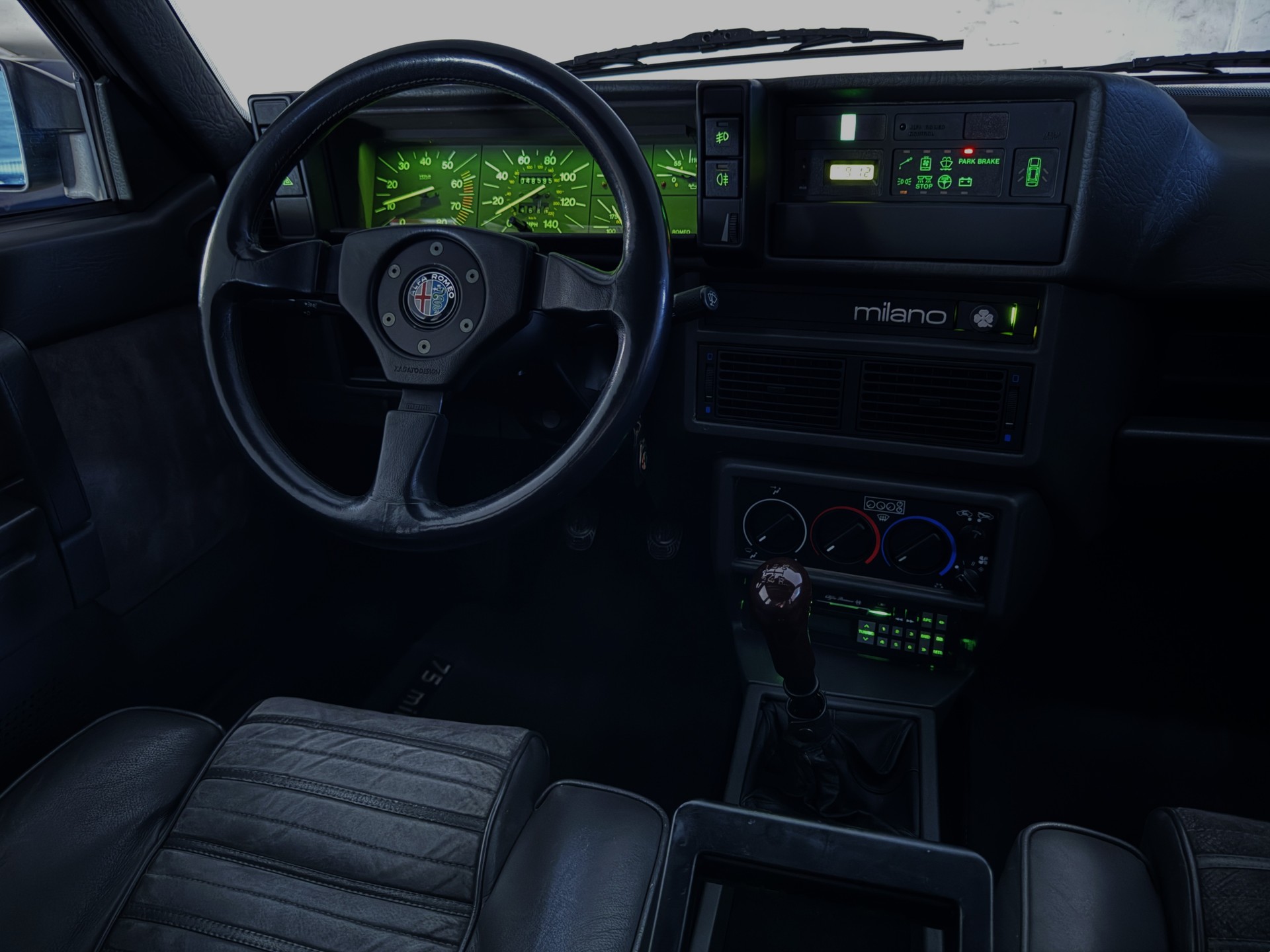 ALFA ROMEO (75) Milano USA "Quadrifoglio PLATINO" 2.5 V6 - *EXTREM SELTENES SAMMLERSTÜCK* - *VOLLAUSSTATTUNG* - *VETERAN-MFK BIS 2031*-image-24