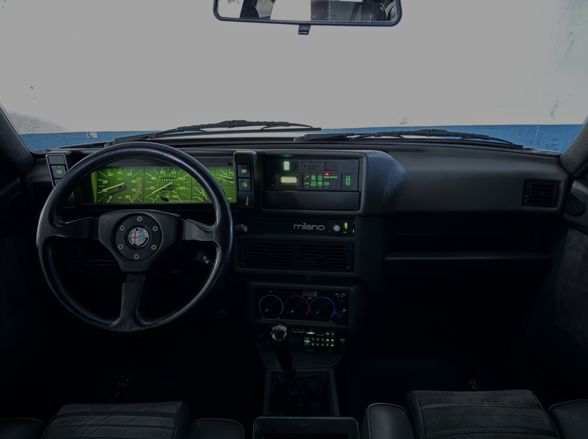 ALFA ROMEO (75) Milano USA "Quadrifoglio PLATINO" 2.5 V6 - *EXTREM SELTENES SAMMLERSTÜCK* - *VOLLAUSSTATTUNG* - *VETERAN-MFK BIS 2031*-image-25