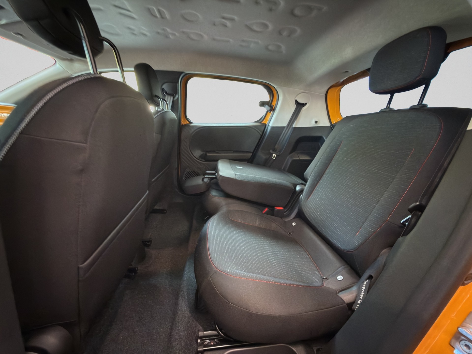 RENAULT Twingo E-Tech 27kWh Techno-image-14