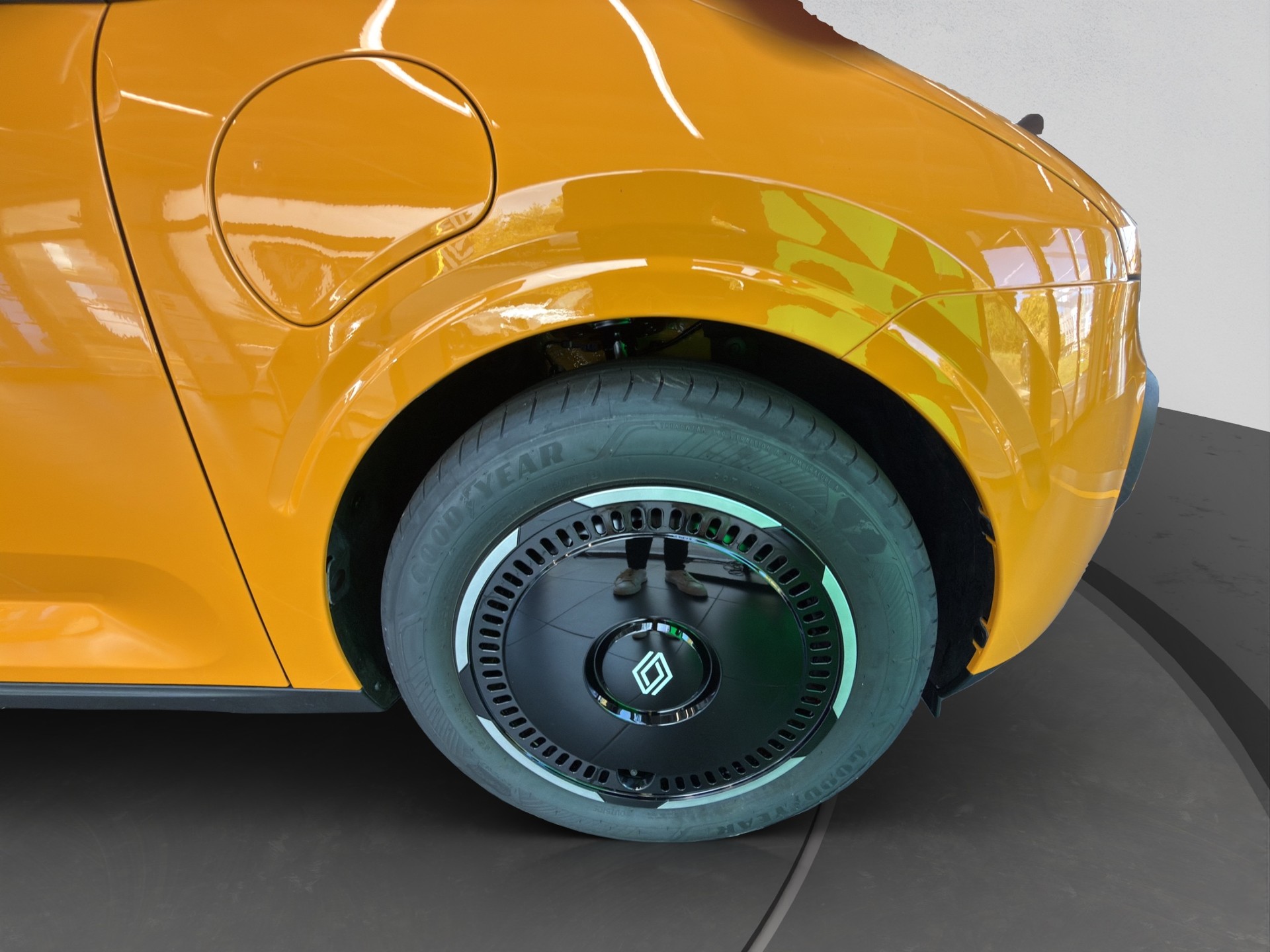 RENAULT Twingo E-Tech 27kWh Techno-image-17