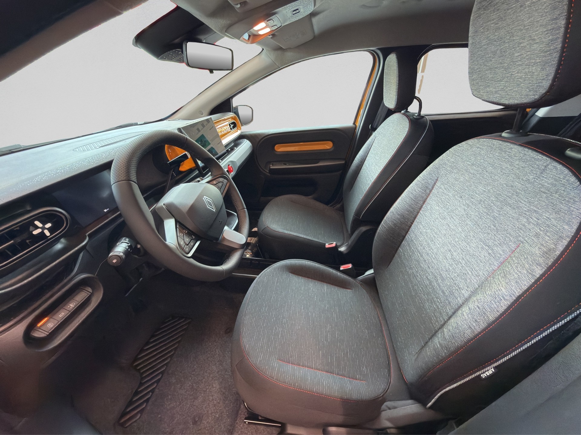 RENAULT Twingo E-Tech 27kWh Techno-image-8