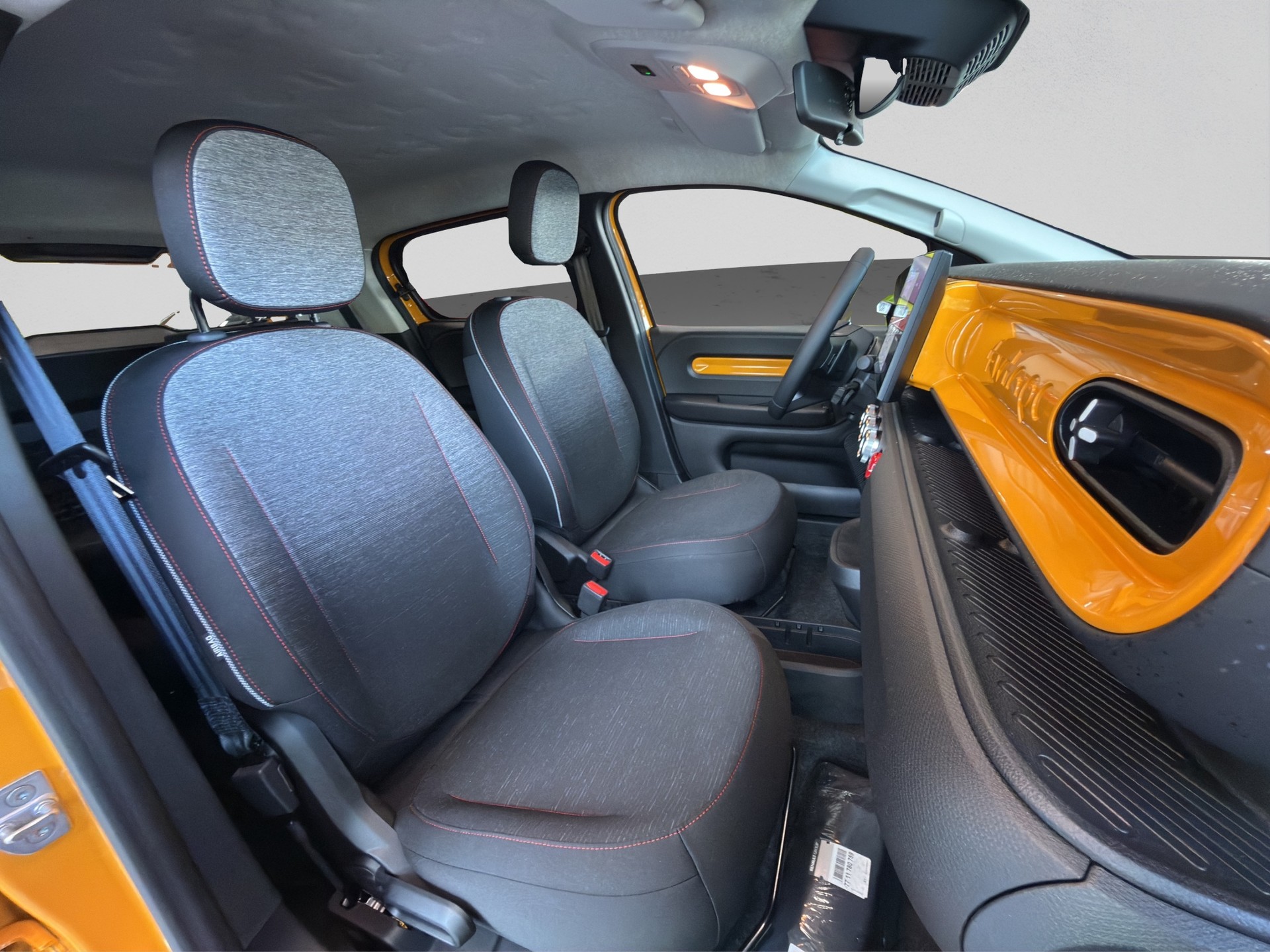 RENAULT Twingo E-Tech 27kWh Techno-image-16