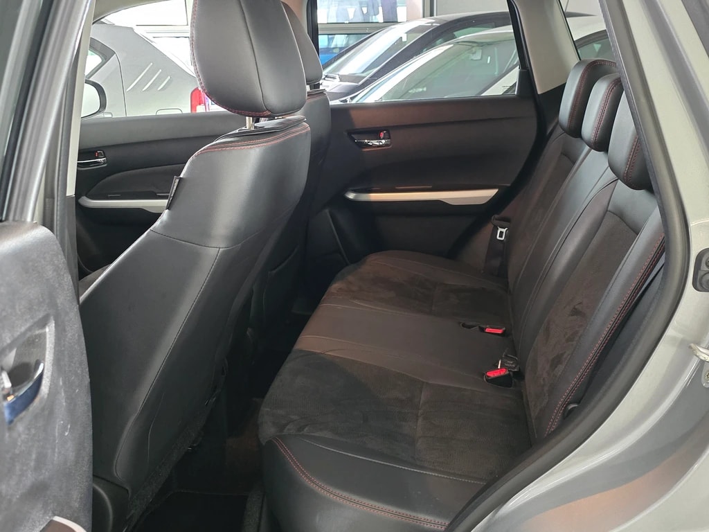 SUZUKI Vitara 1.4 Boosterjet Sergio Cellano Top Automatic-image-8