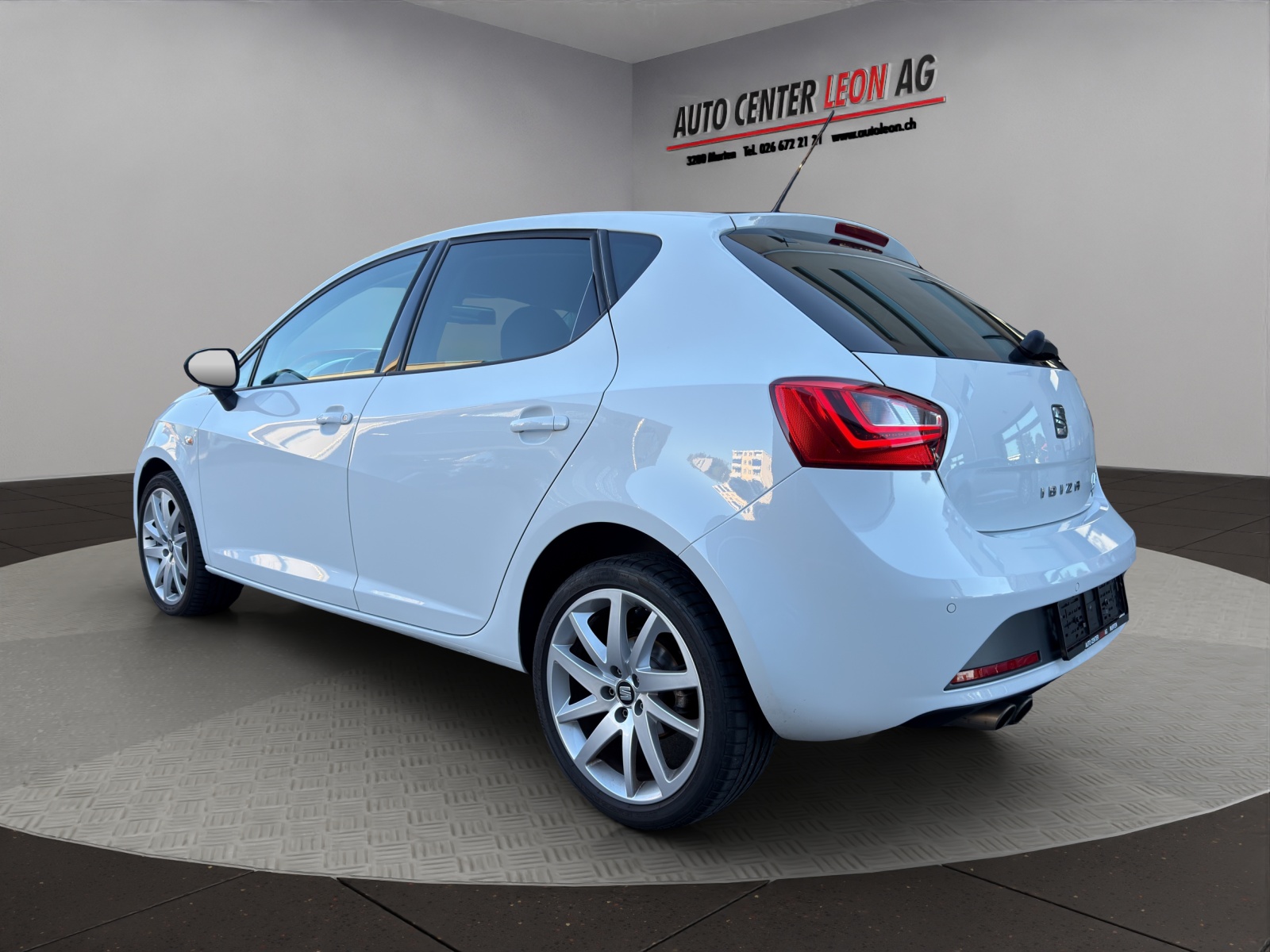 SEAT Ibiza 1.4 TSI FR-image-3