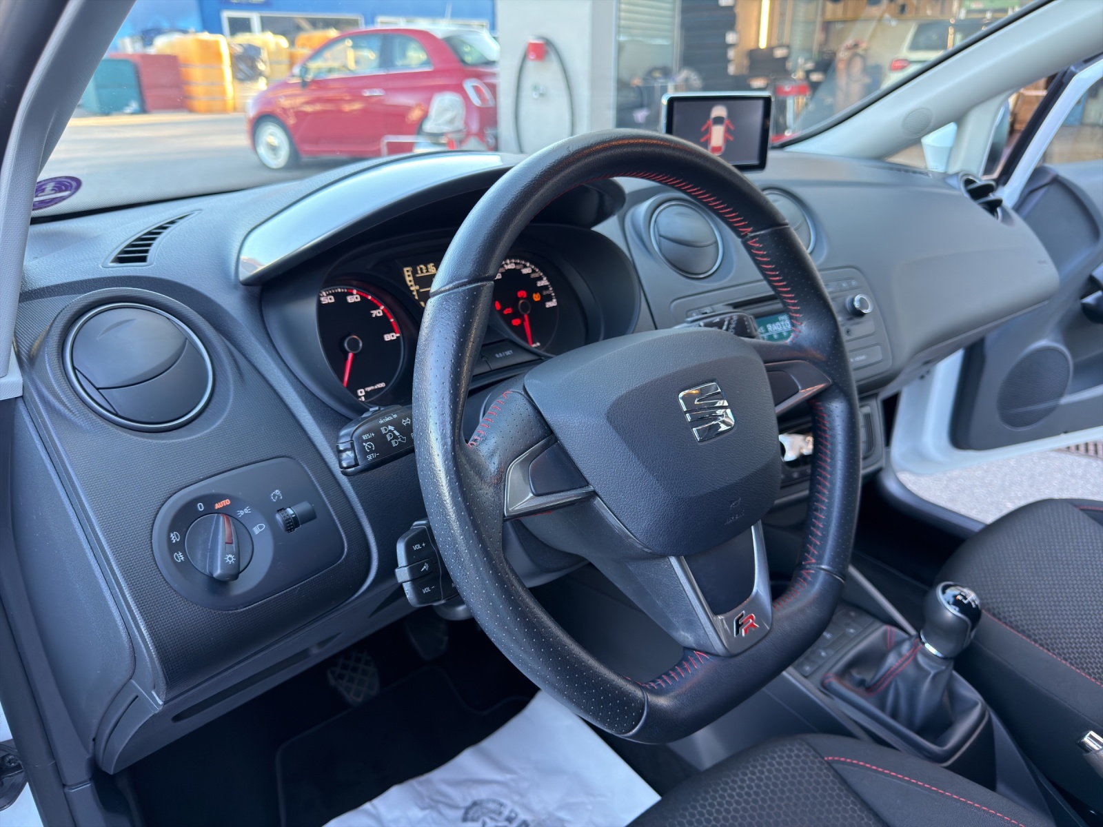 SEAT Ibiza 1.4 TSI FR-image-23
