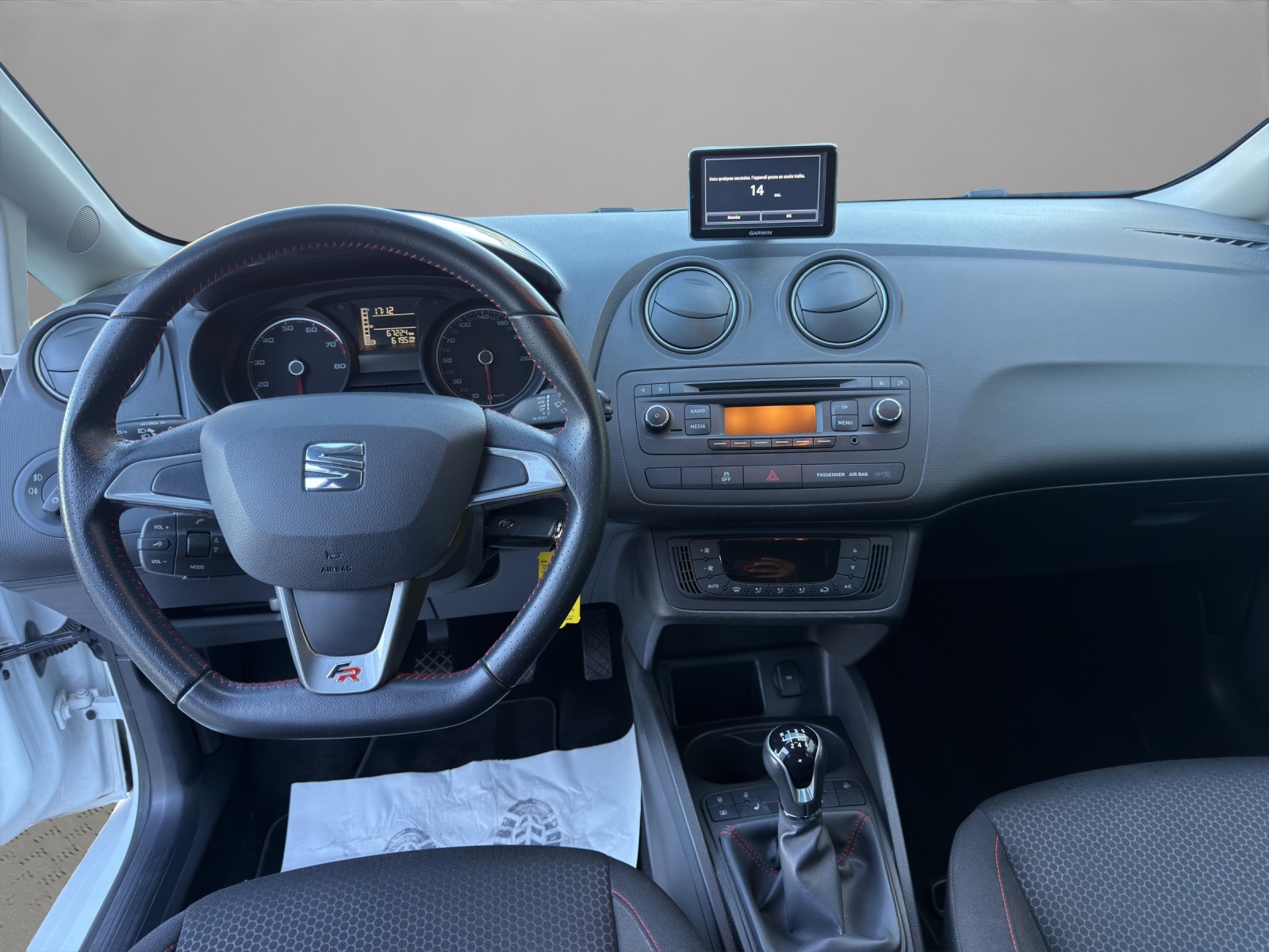SEAT Ibiza 1.4 TSI FR-image-13