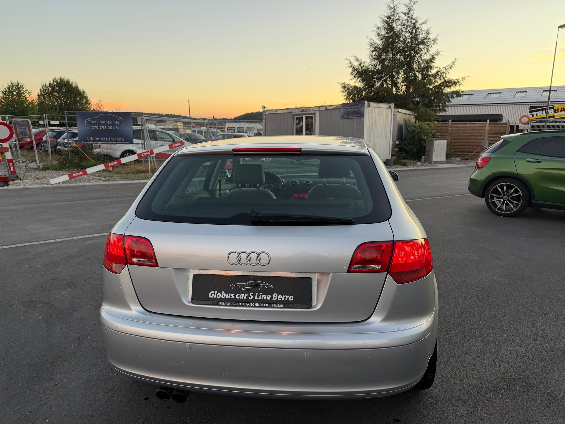 AUDI A3 Sportback 1.8 Turbo FSI Attraction-image-6
