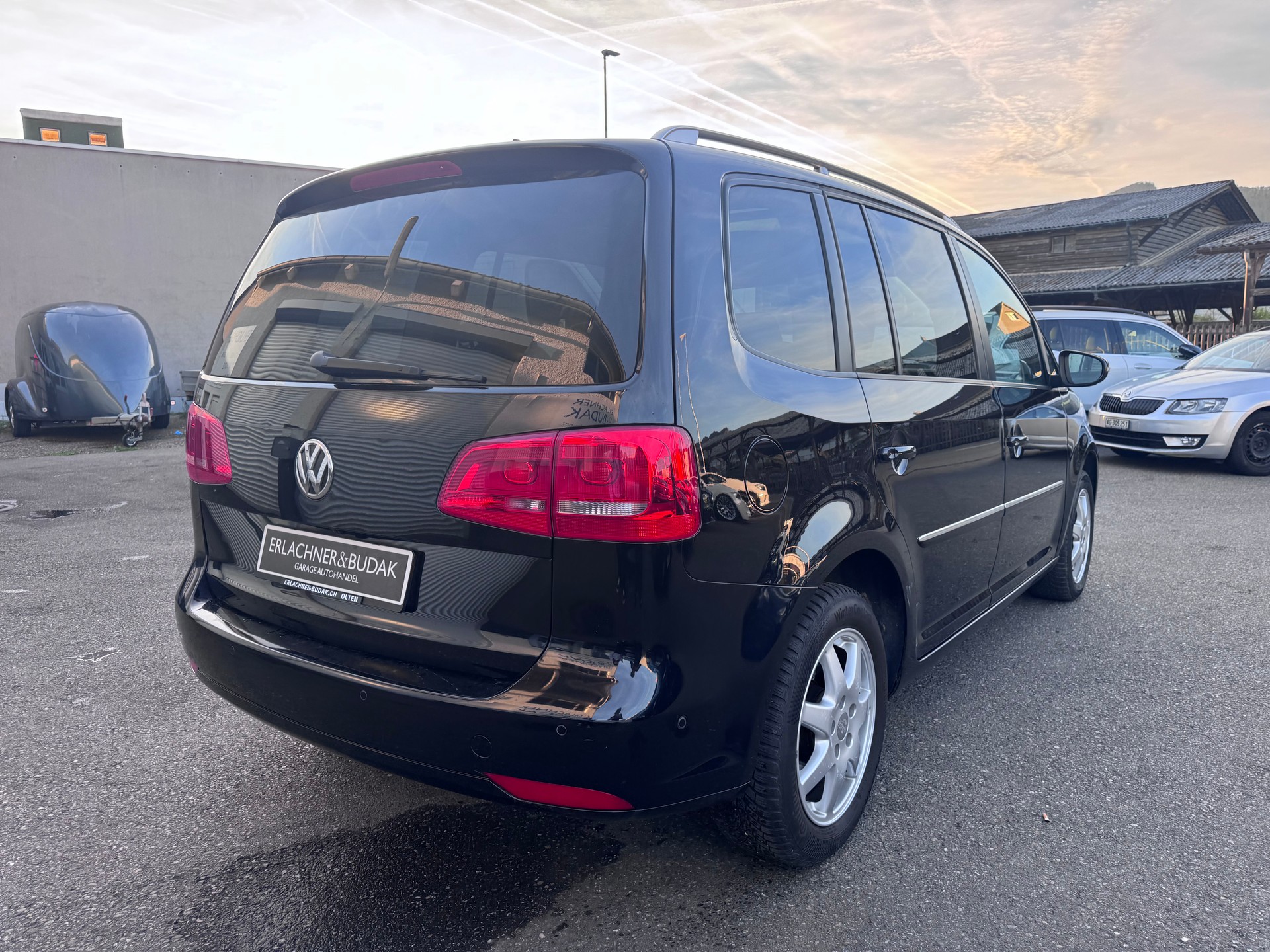 VW Touran 1.4 TSI Highline DSG-image-4