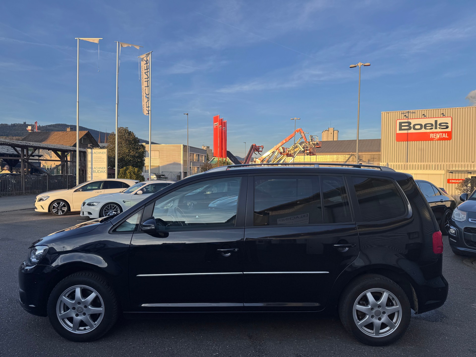 VW Touran 1.4 TSI Highline DSG-showroom-element-2