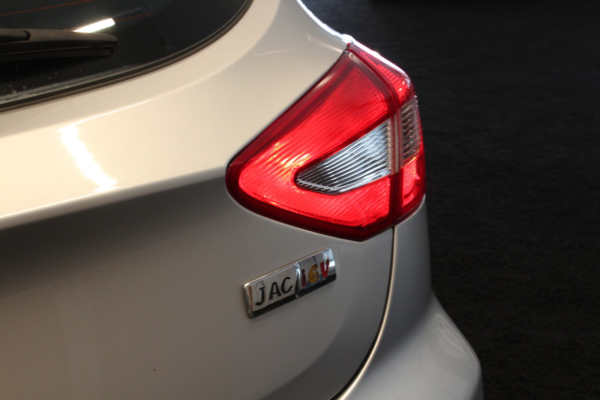 JAC iEV7s Lederausstattung | 360° Kamera | Tempomat | PDC V+H | Carplay | Navigation |-image-10