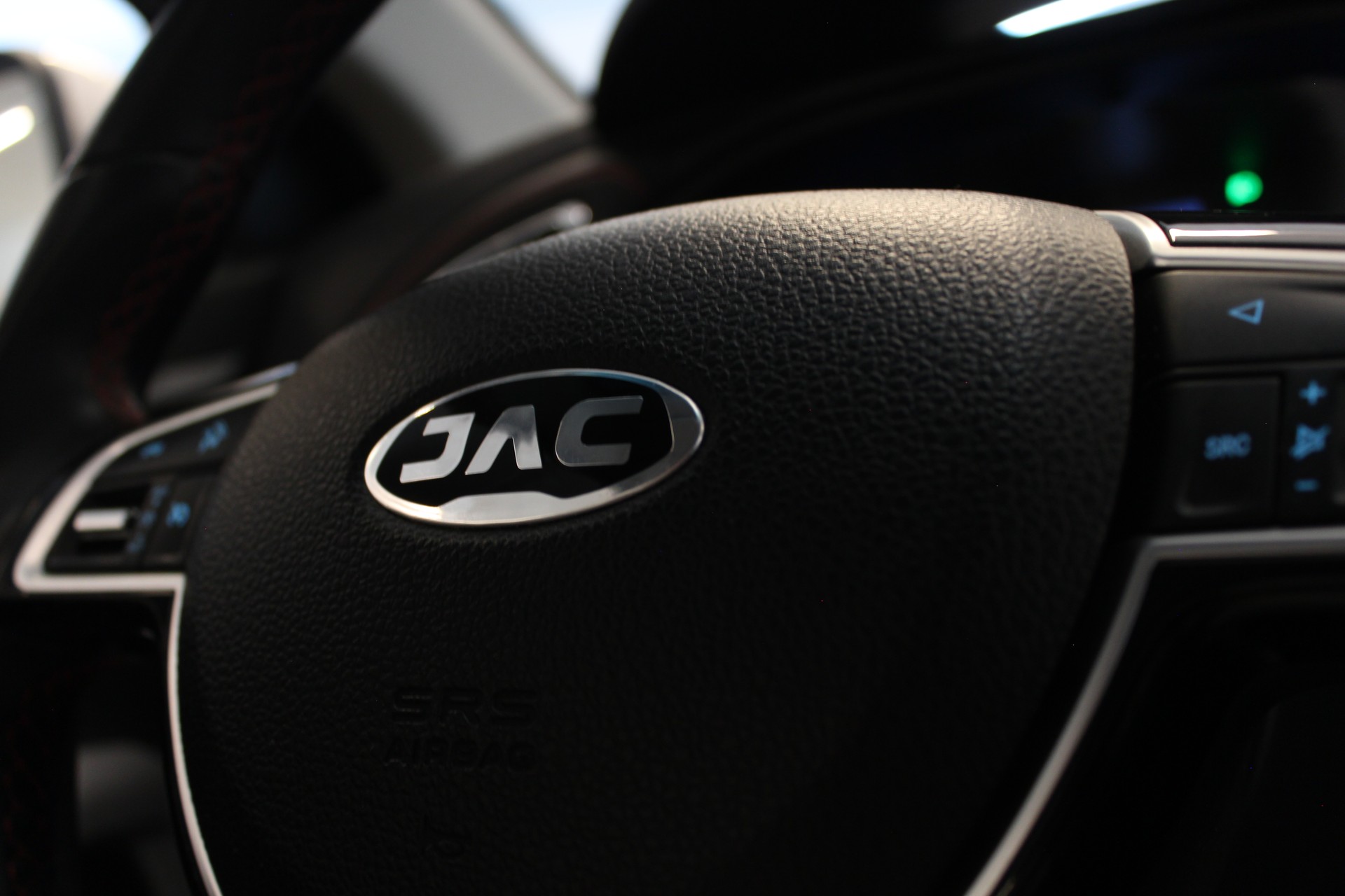 JAC iEV7s Lederausstattung | 360° Kamera | Tempomat | PDC V+H | Carplay | Navigation |-image-16