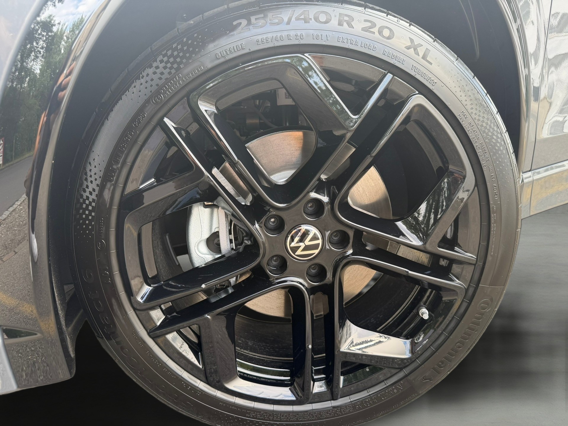 VW Tiguan 2.0 TSI DSG R-Line Plus 4Motion-image-7