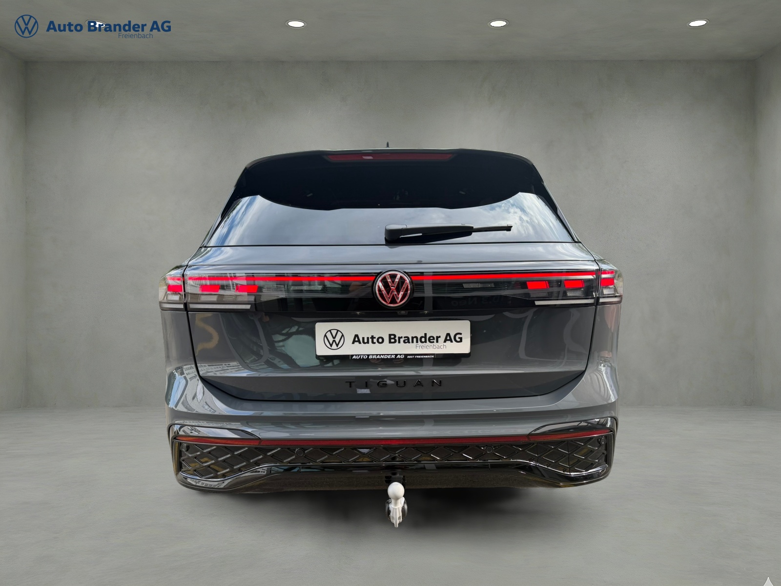 VW Tiguan 2.0 TSI DSG R-Line Plus 4Motion-image-4