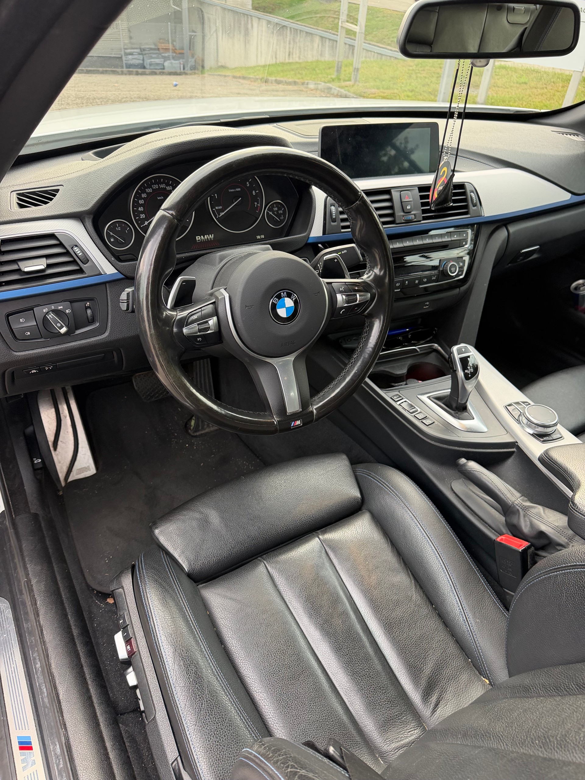 BMW 420i M Sport-image-2