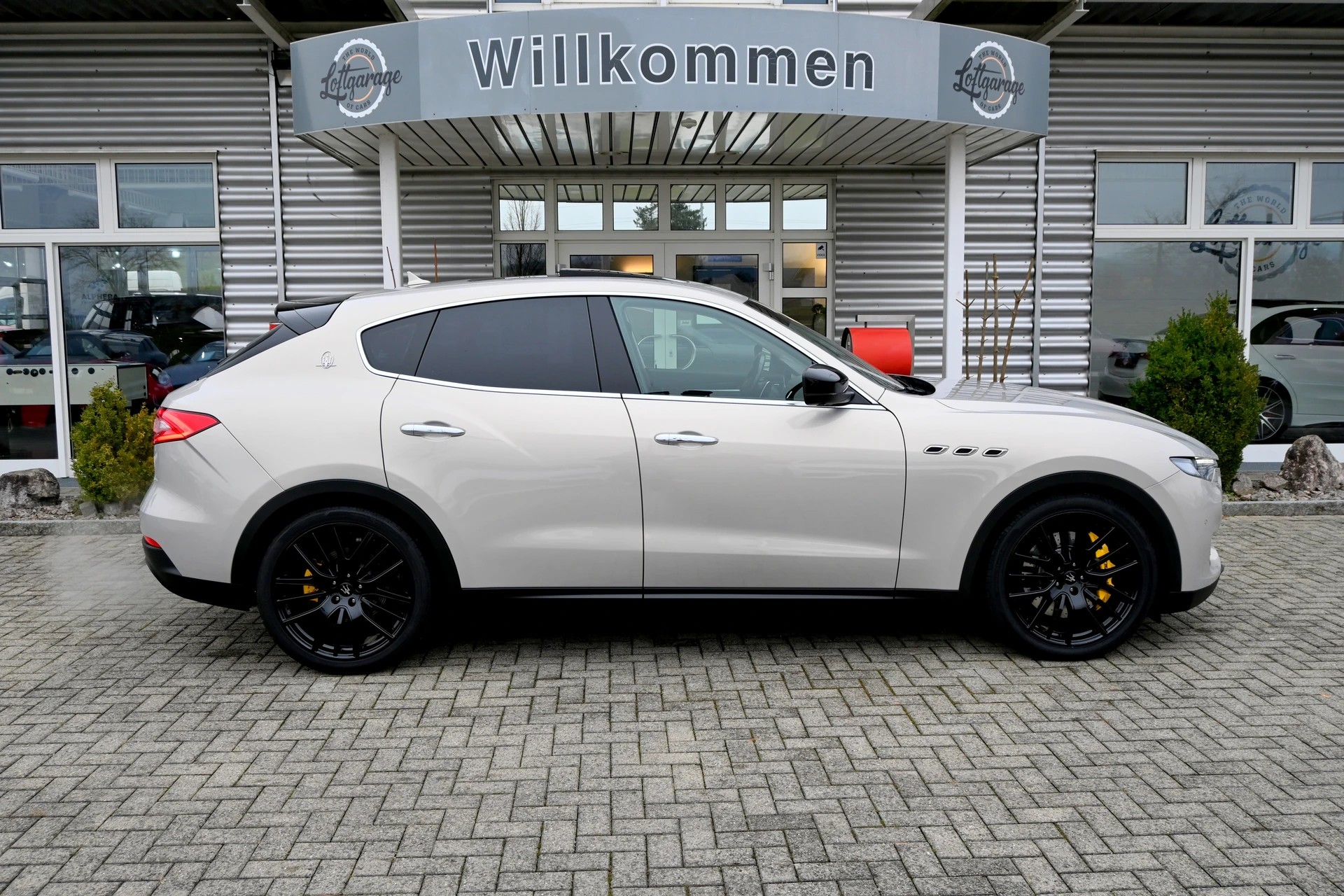 MASERATI Levante S 3.0 V6 Automatica 4X4 430PS-image-4