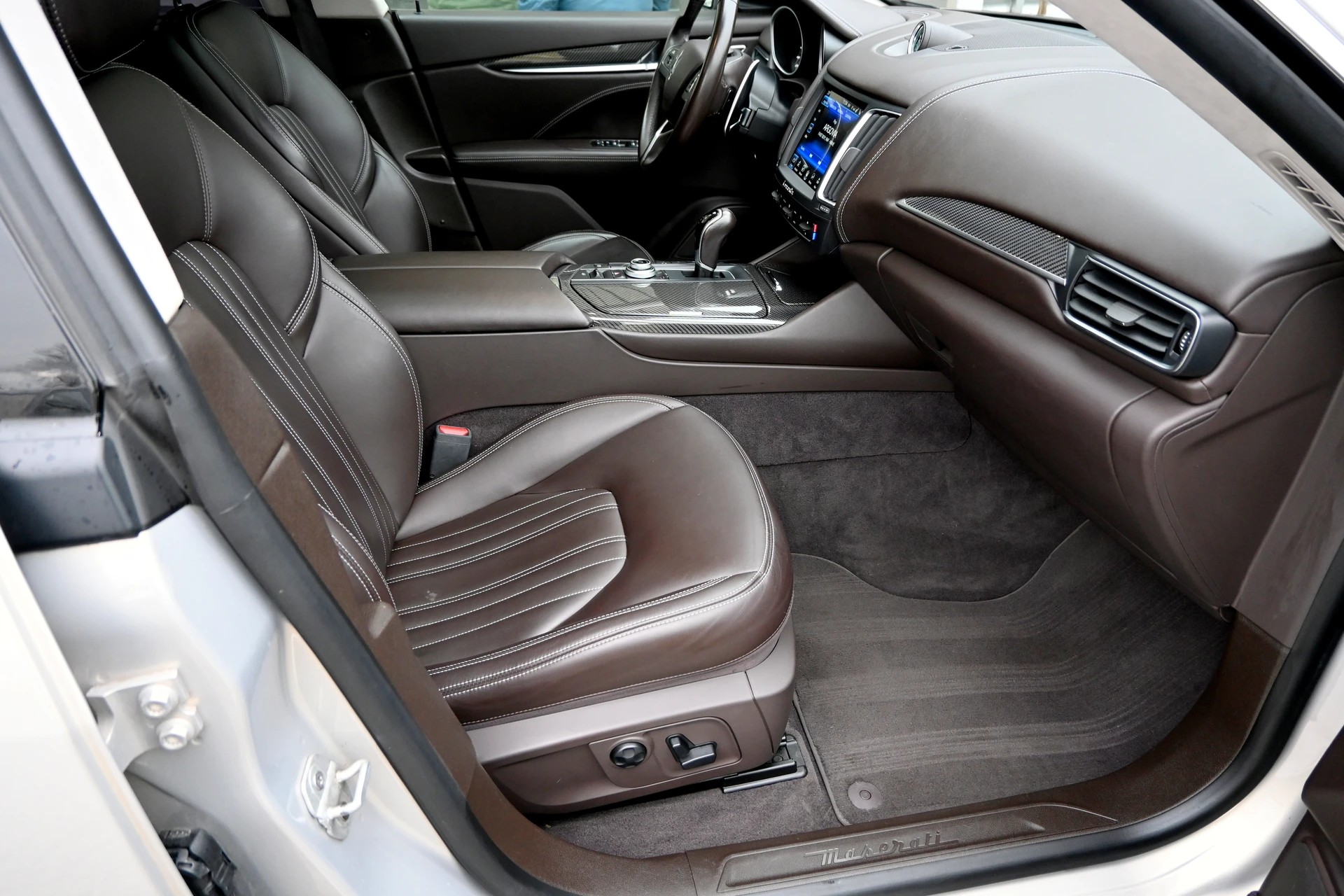 MASERATI Levante S 3.0 V6 Automatica 4X4 430PS-image-10