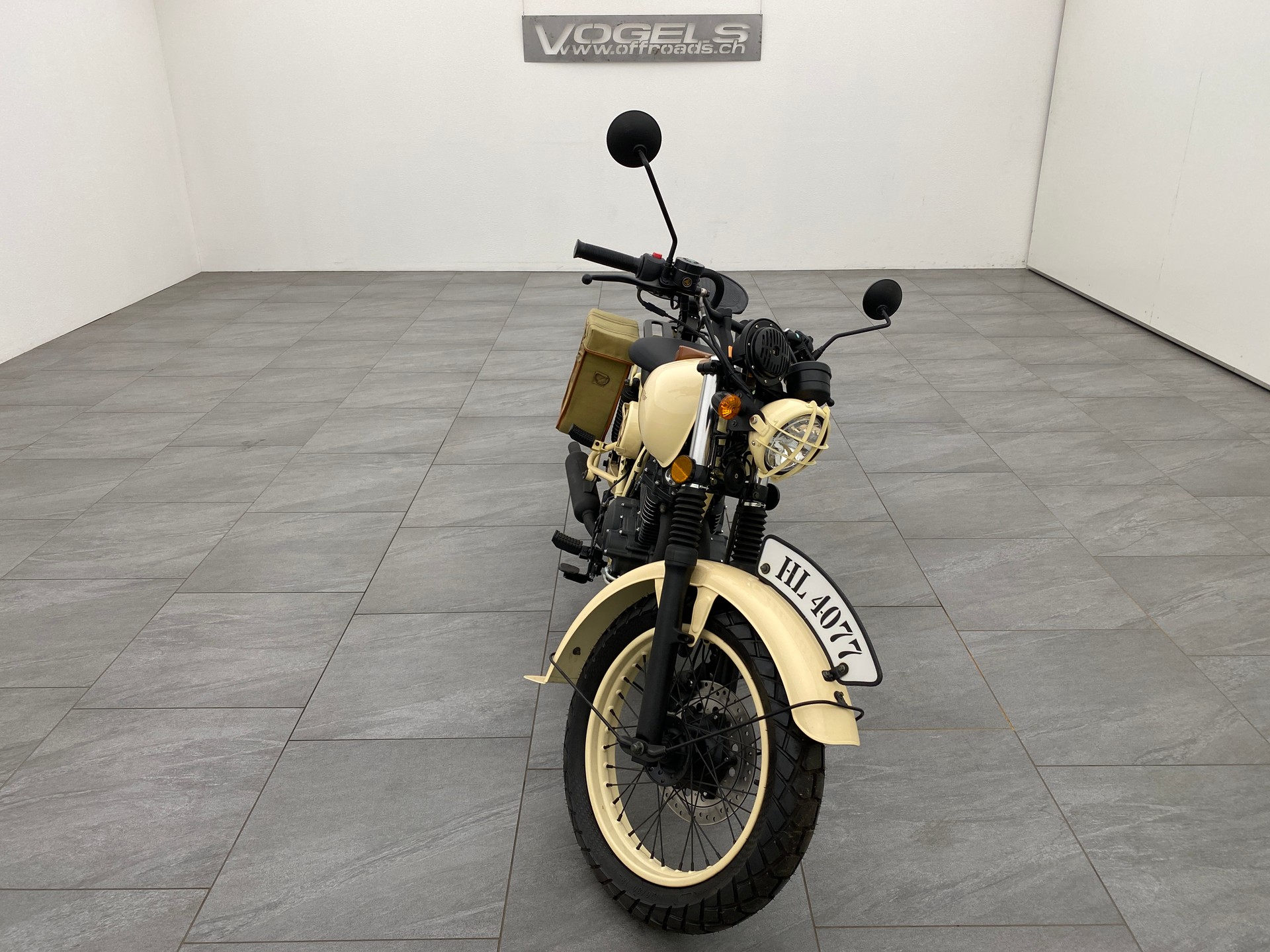 MASH 400 Force Limited Edition-image-2