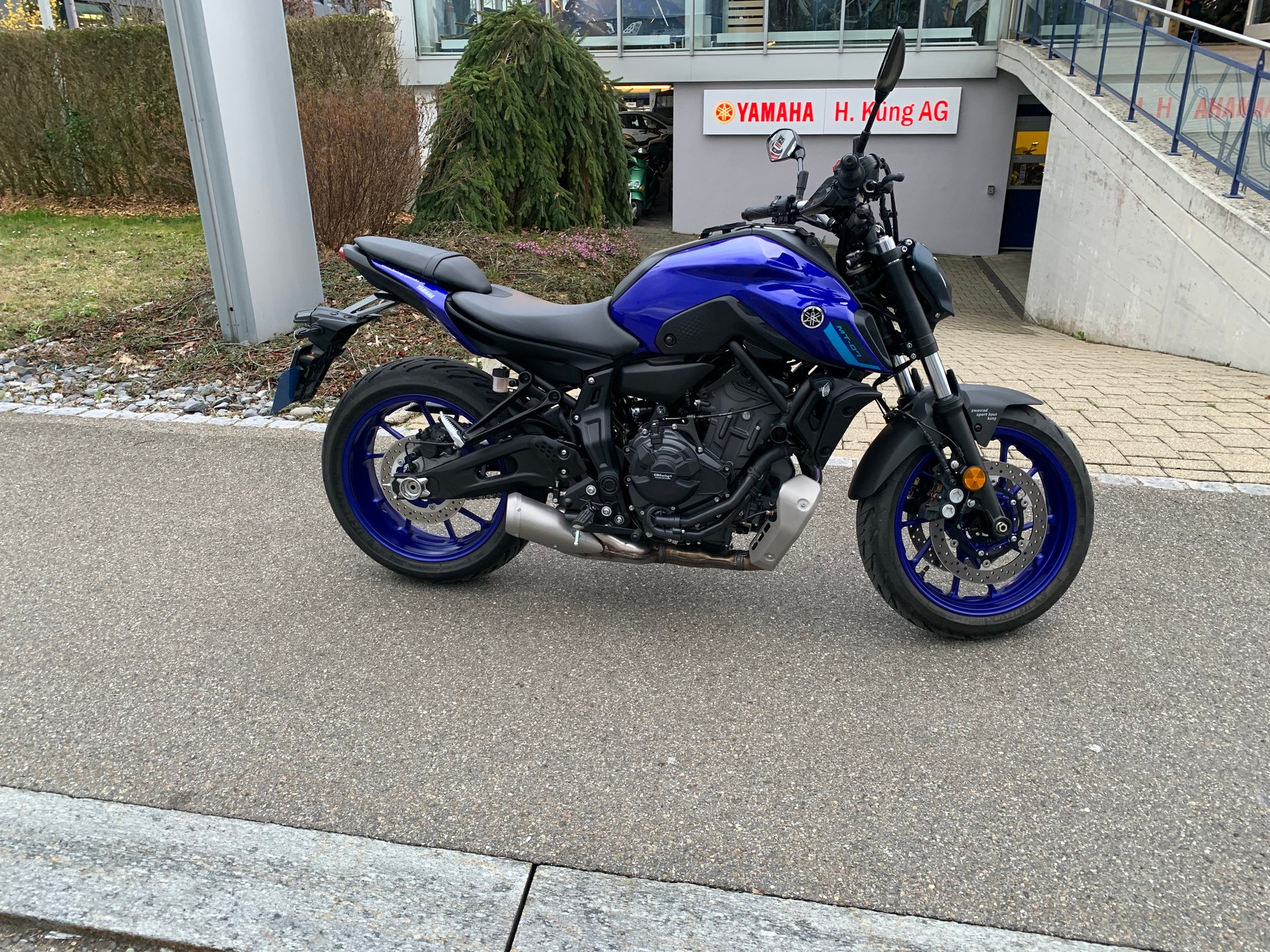 YAMAHA MT-07