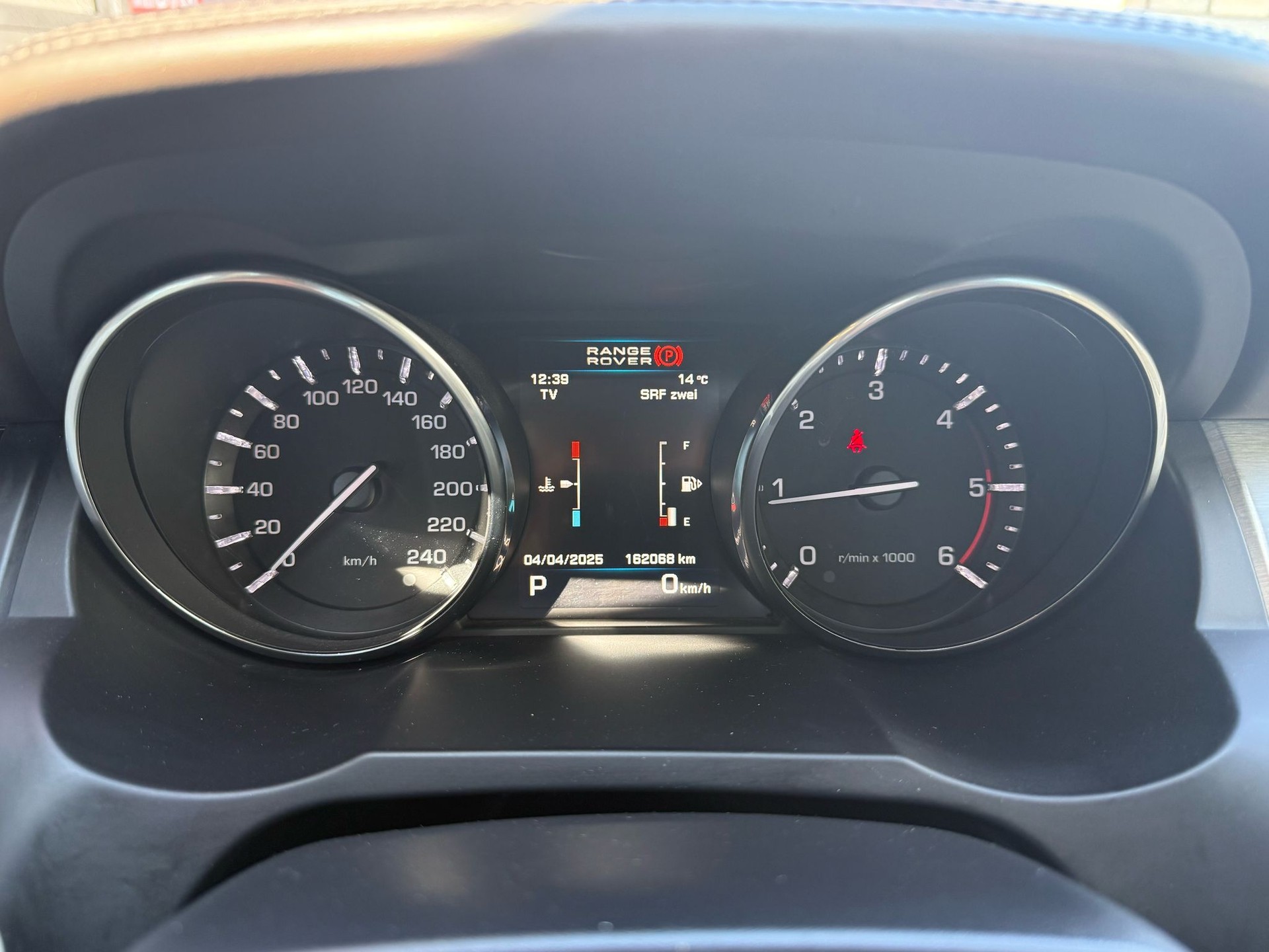 LAND ROVER Range Rover Evoque 2.2 SD4 Prestige AT6-image-15