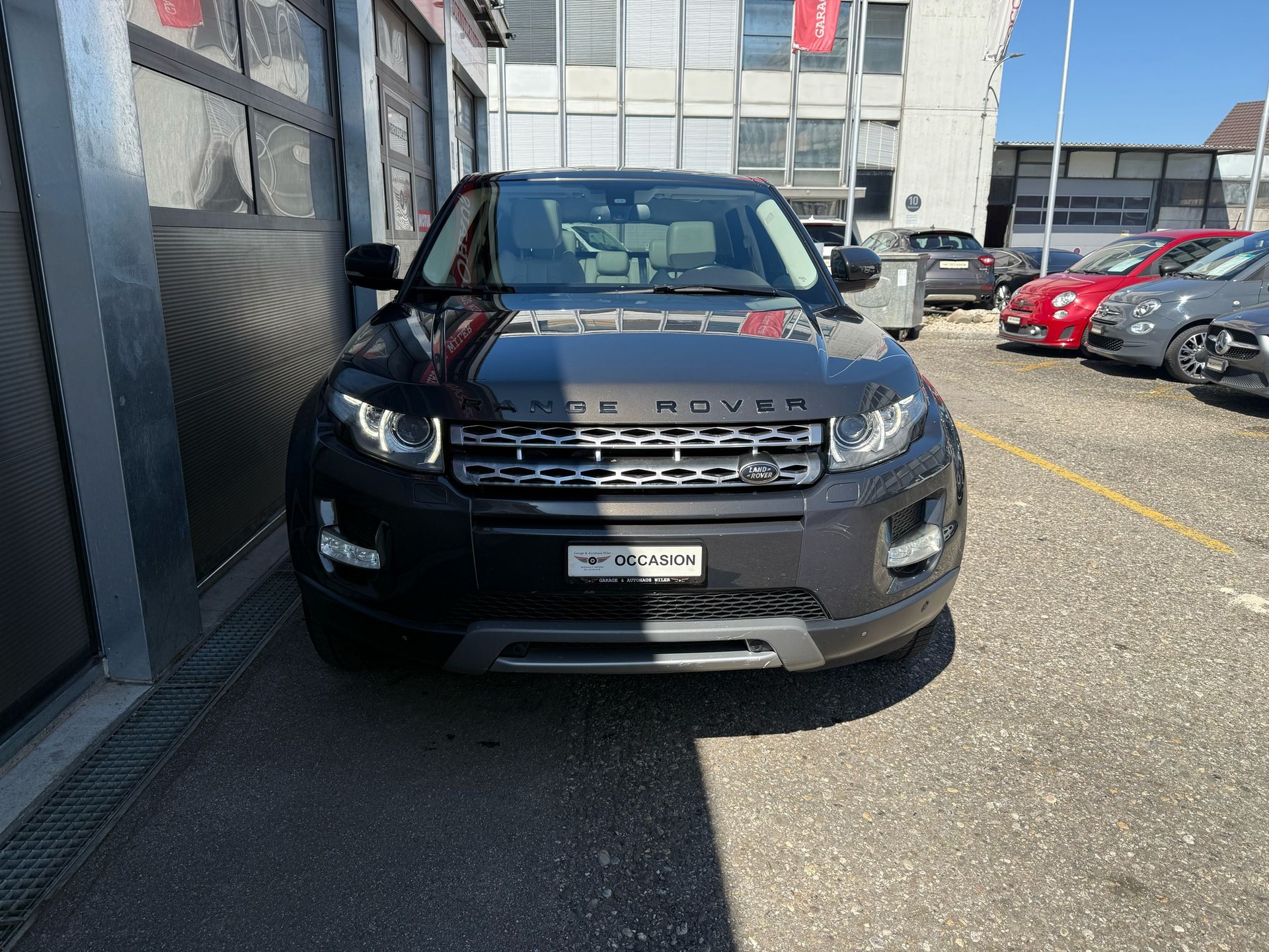 LAND ROVER Range Rover Evoque 2.2 SD4 Prestige AT6-image-1