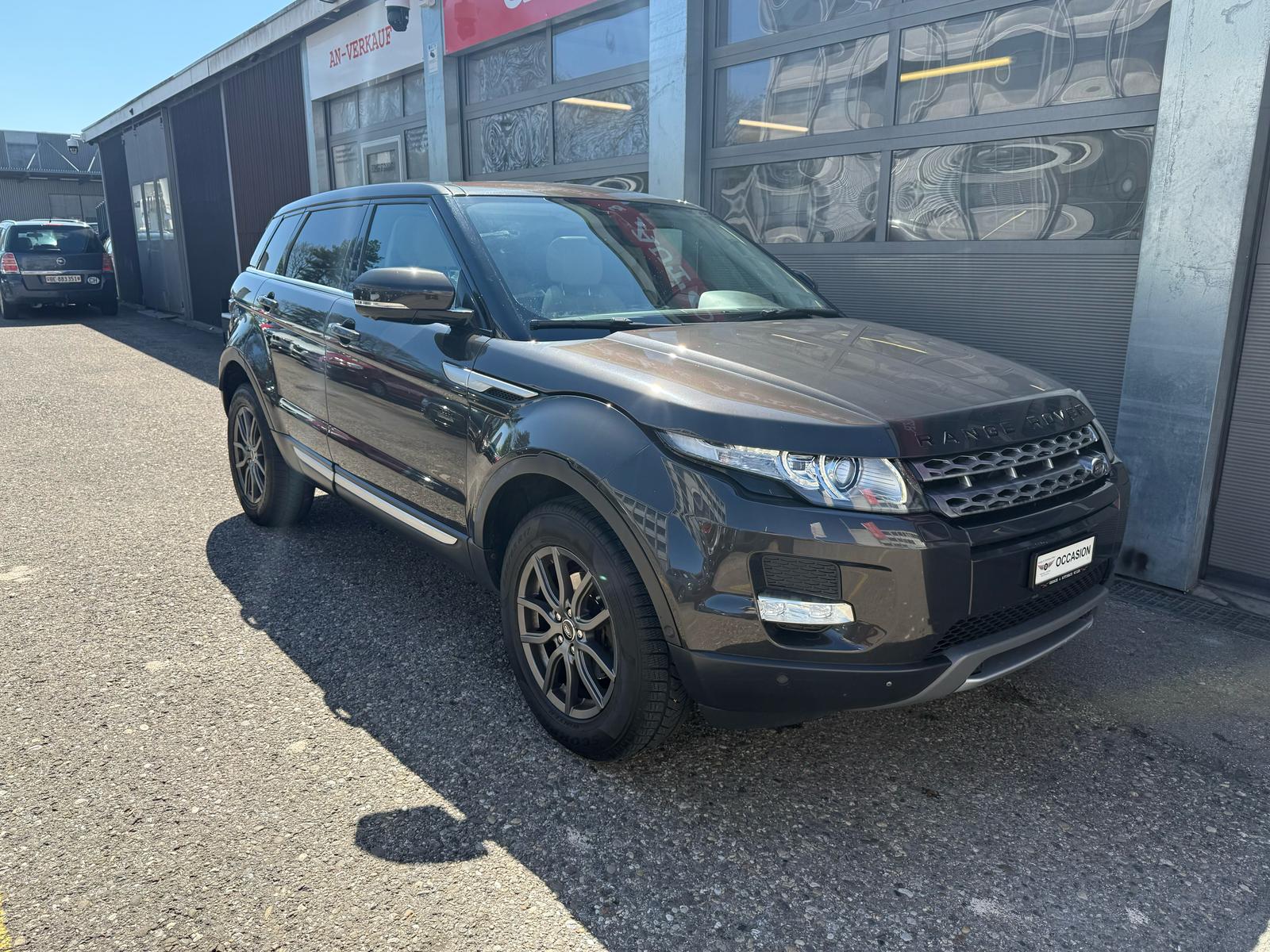 LAND ROVER Range Rover Evoque 2.2 SD4 Prestige AT6-image-2