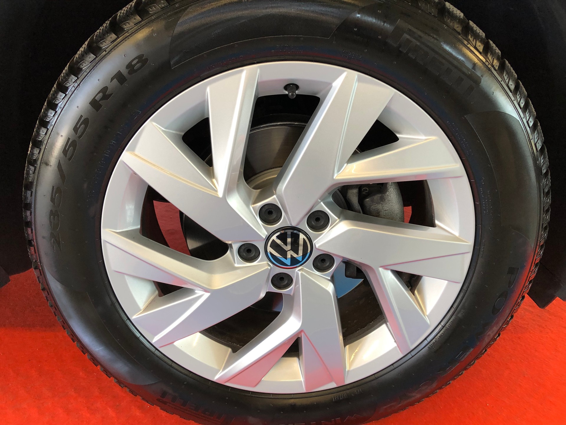VW Tiguan 2.0 TDI SCR Life 4Motion DSG-showroom-element-2
