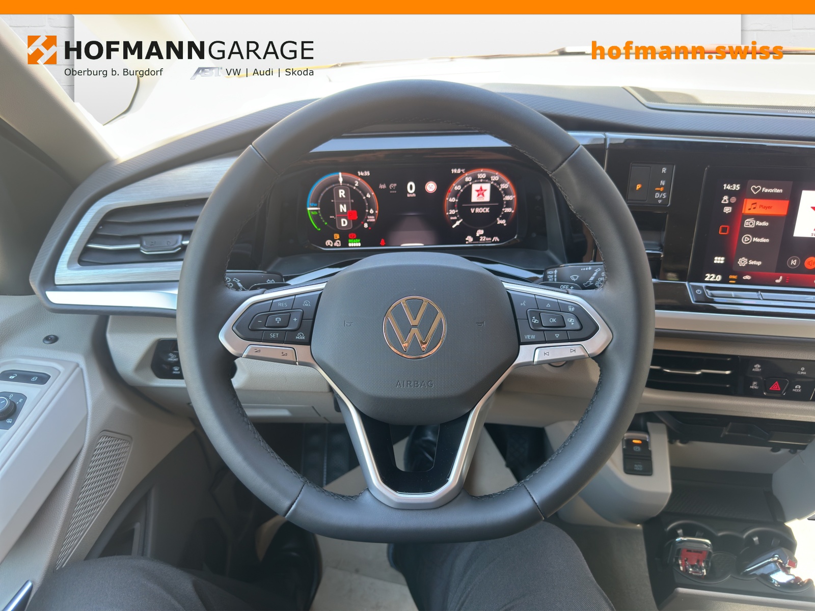 VW Multivan 1.5 eHybrid Life Edition 4Motion DSG-image-11