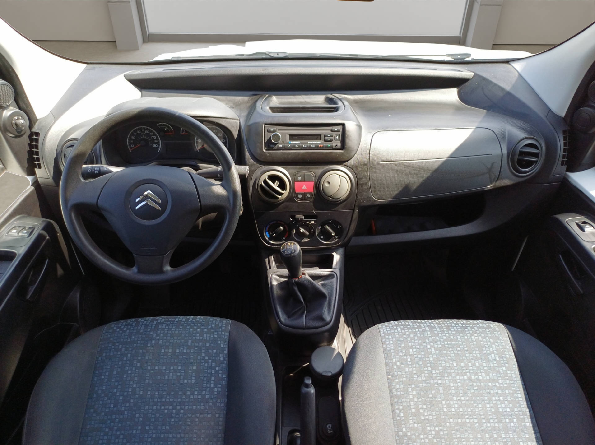 CITROEN Nemo Kastenwagen 1.3 HDi 75-image-14
