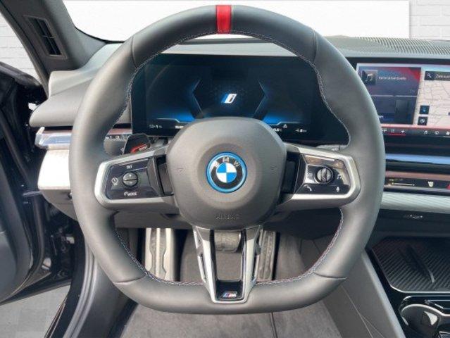 BMW i5 M60 xDrive Touring-image-9
