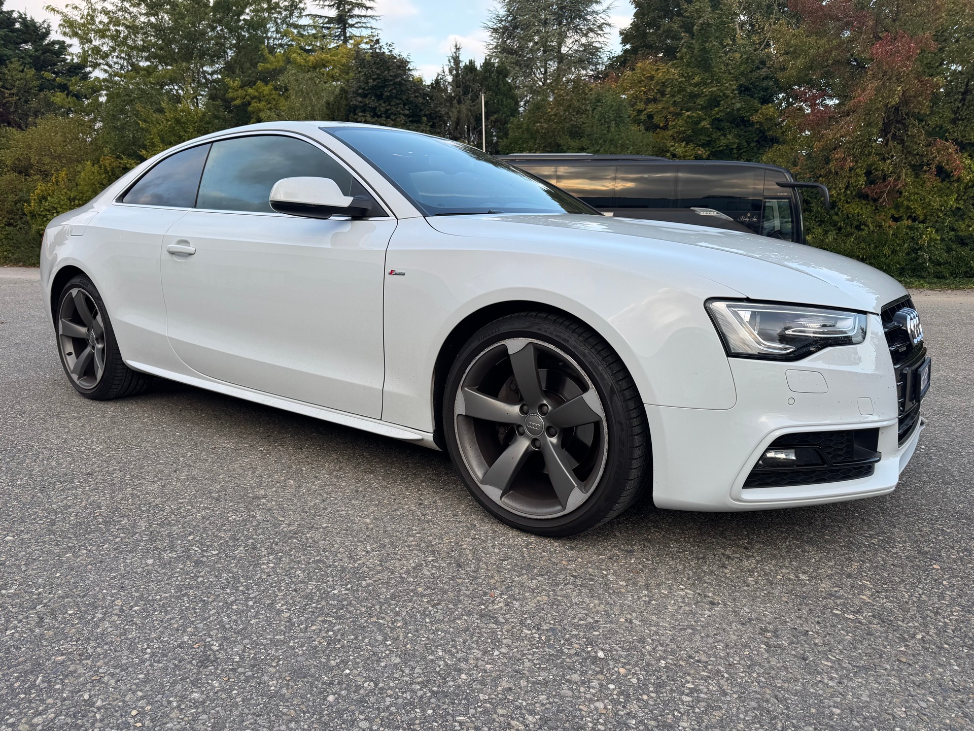 AUDI A5 Coupé 2.0 TFSI Attraction quattro S-tronic-image-3