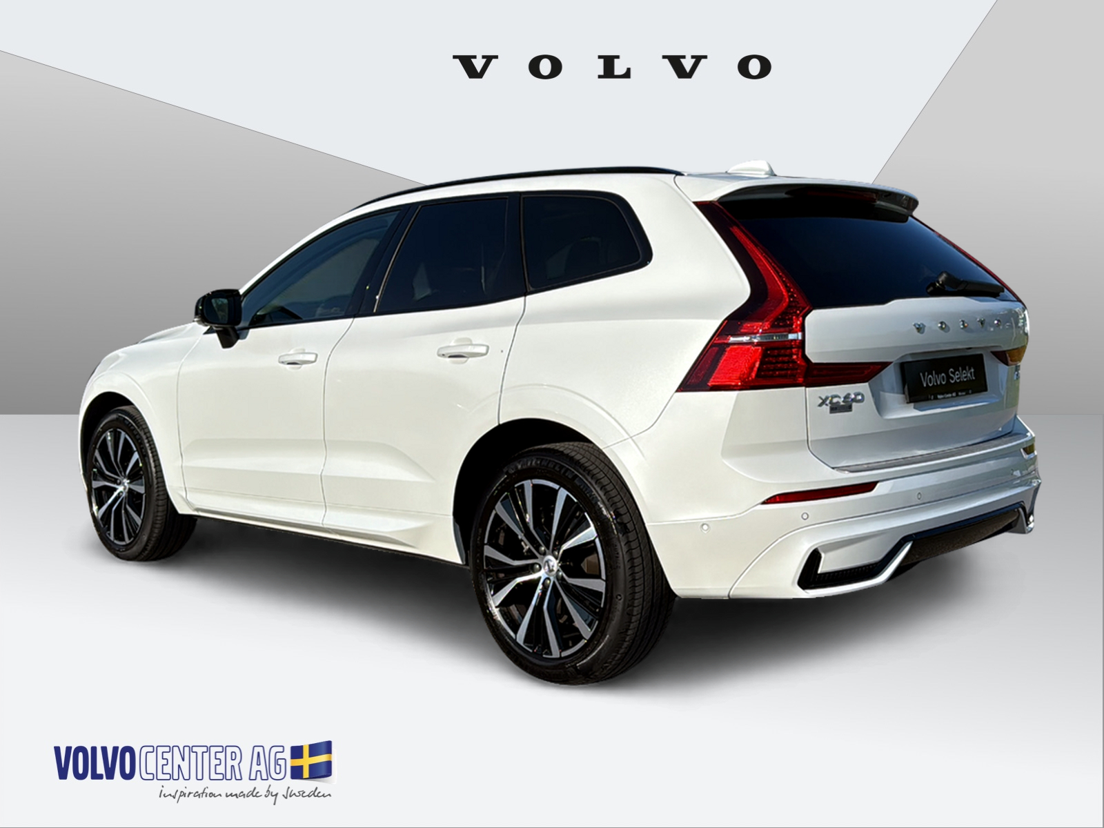 VOLVO XC60 2.0 B4 MH Ultimate Dark AWD-image-2