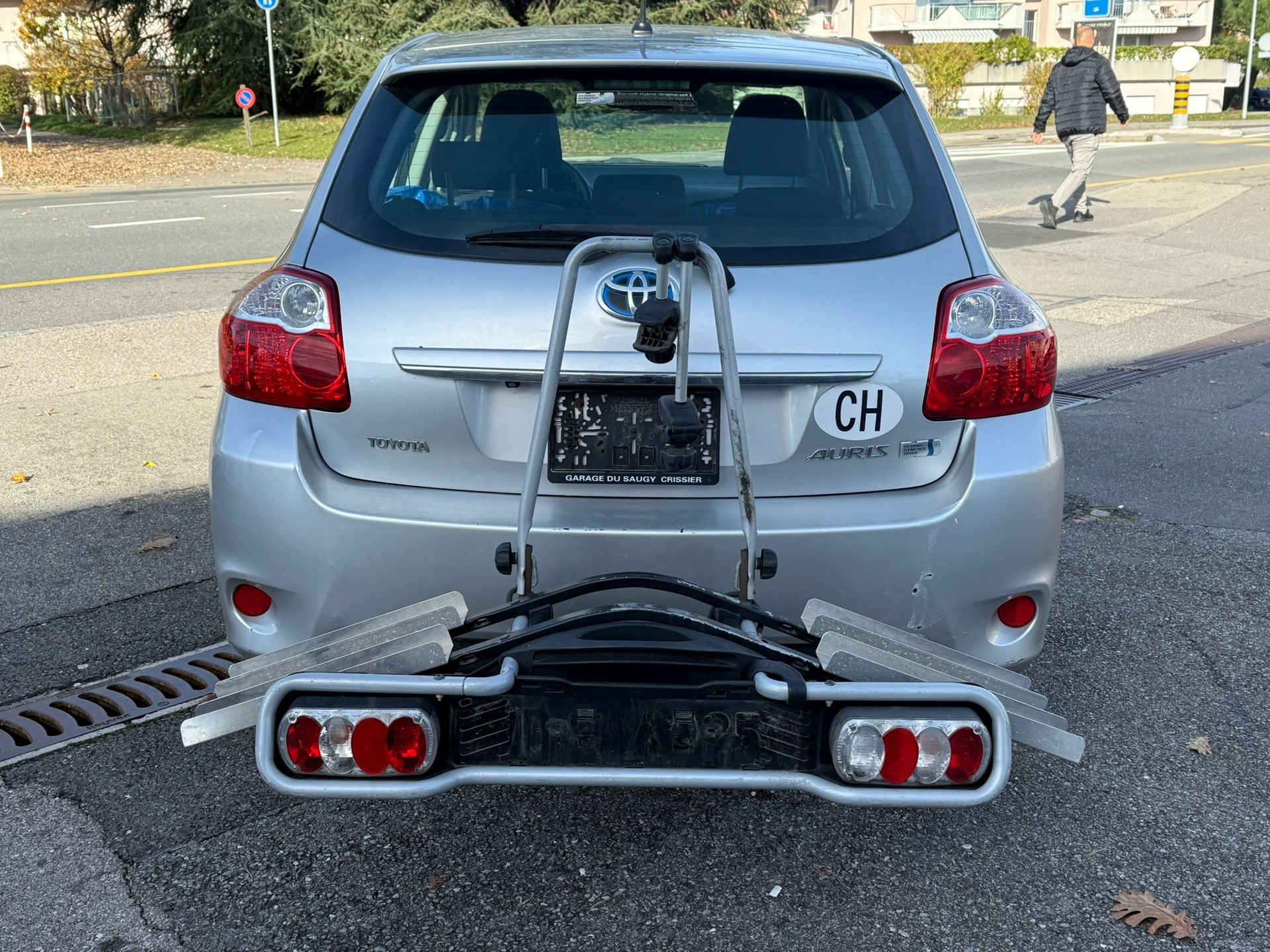 TOYOTA Auris 1.8 16V HSD Linea Sol Premium-image-8